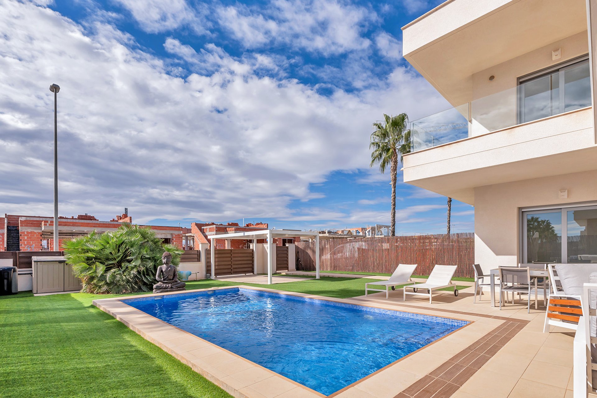 Resale - Villa -
Orihuela - Vistabella Golf