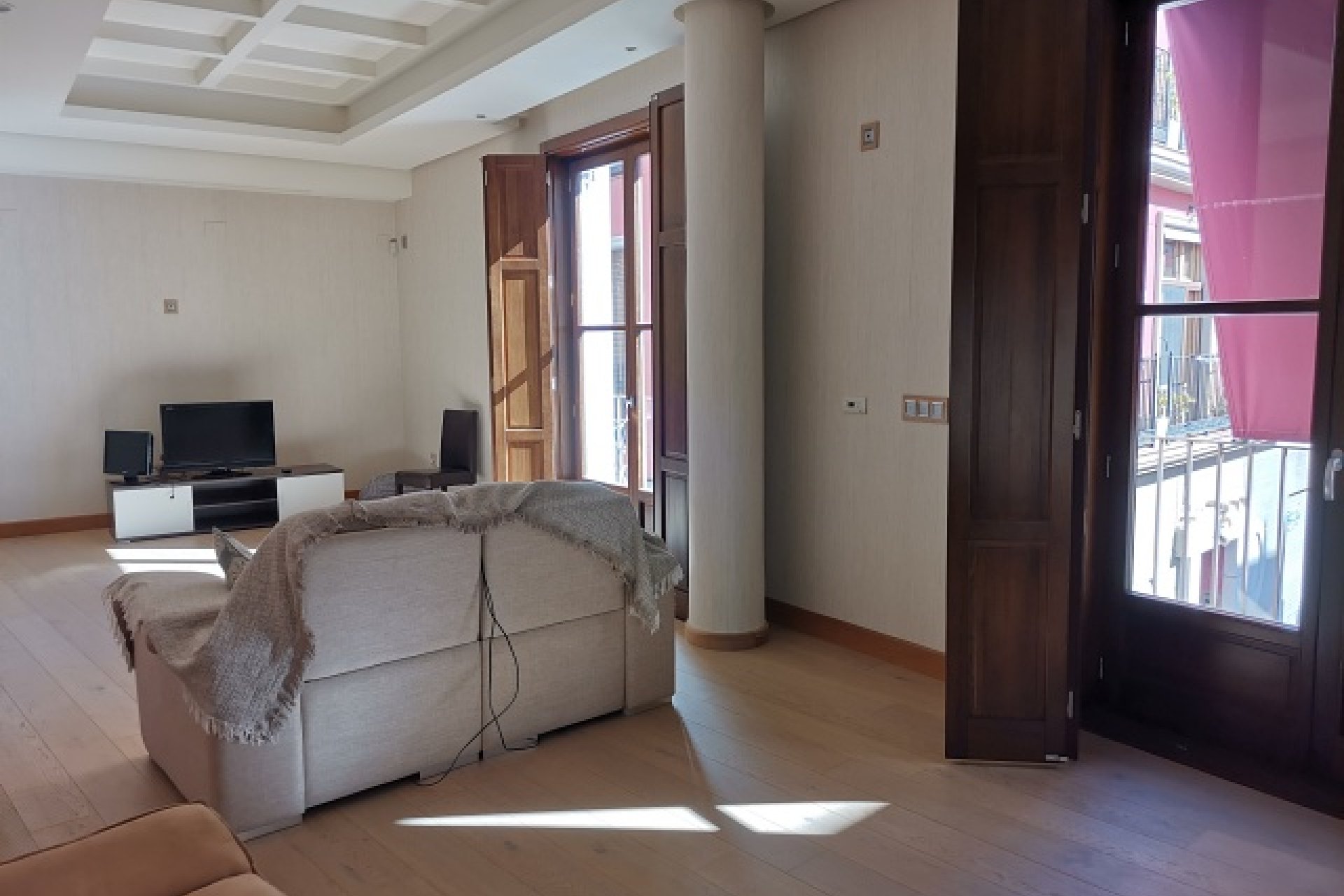 Resale - Villa -
Orihuela