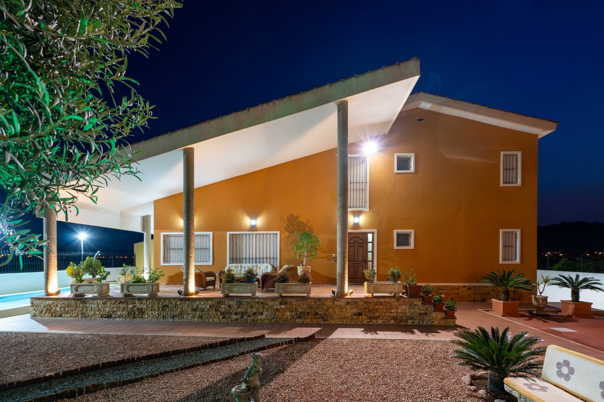 Resale - Villa -
Orihuela