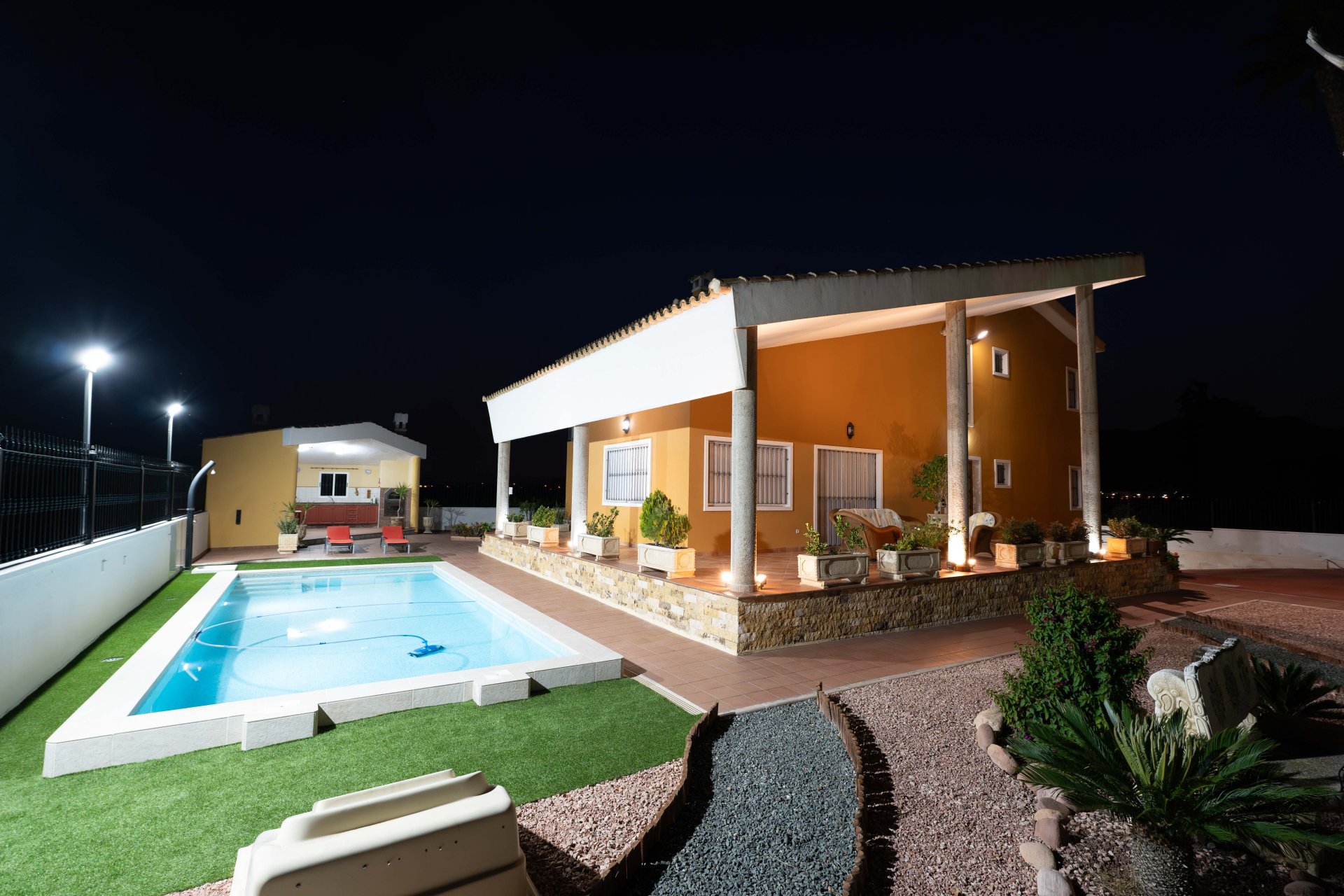 Resale - Villa -
Orihuela