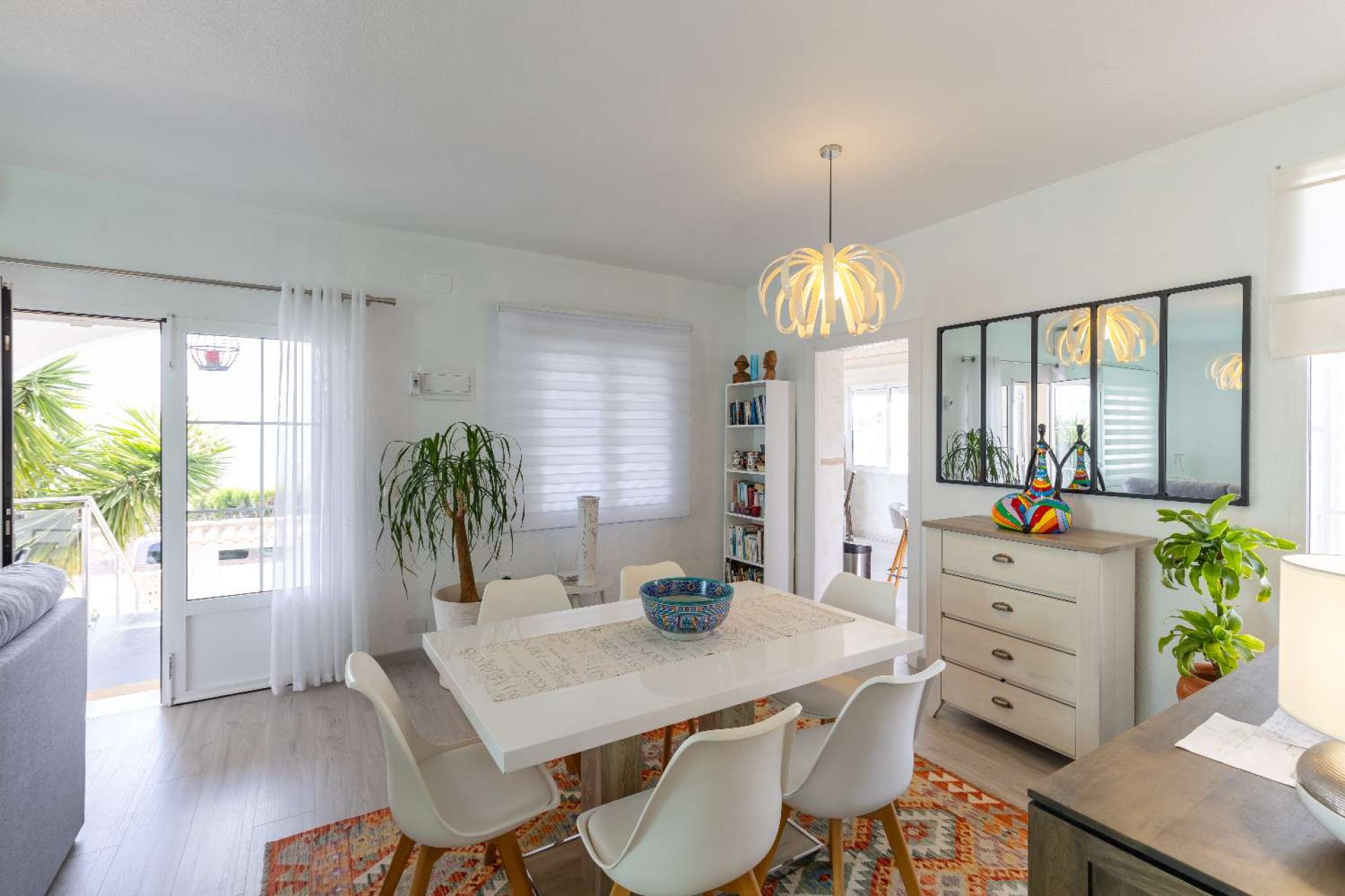 Resale - Villa -
Orihuela