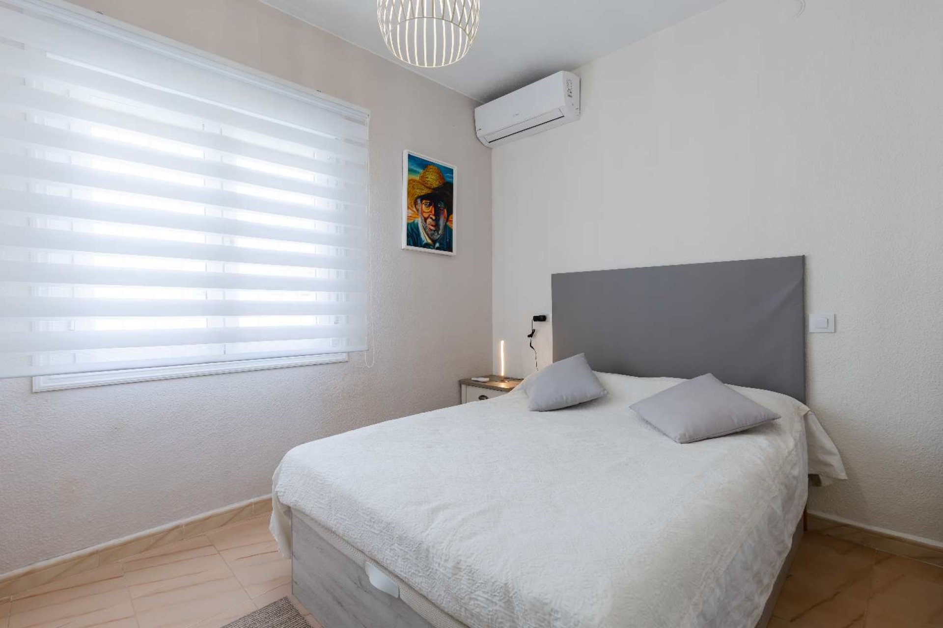 Resale - Villa -
Orihuela