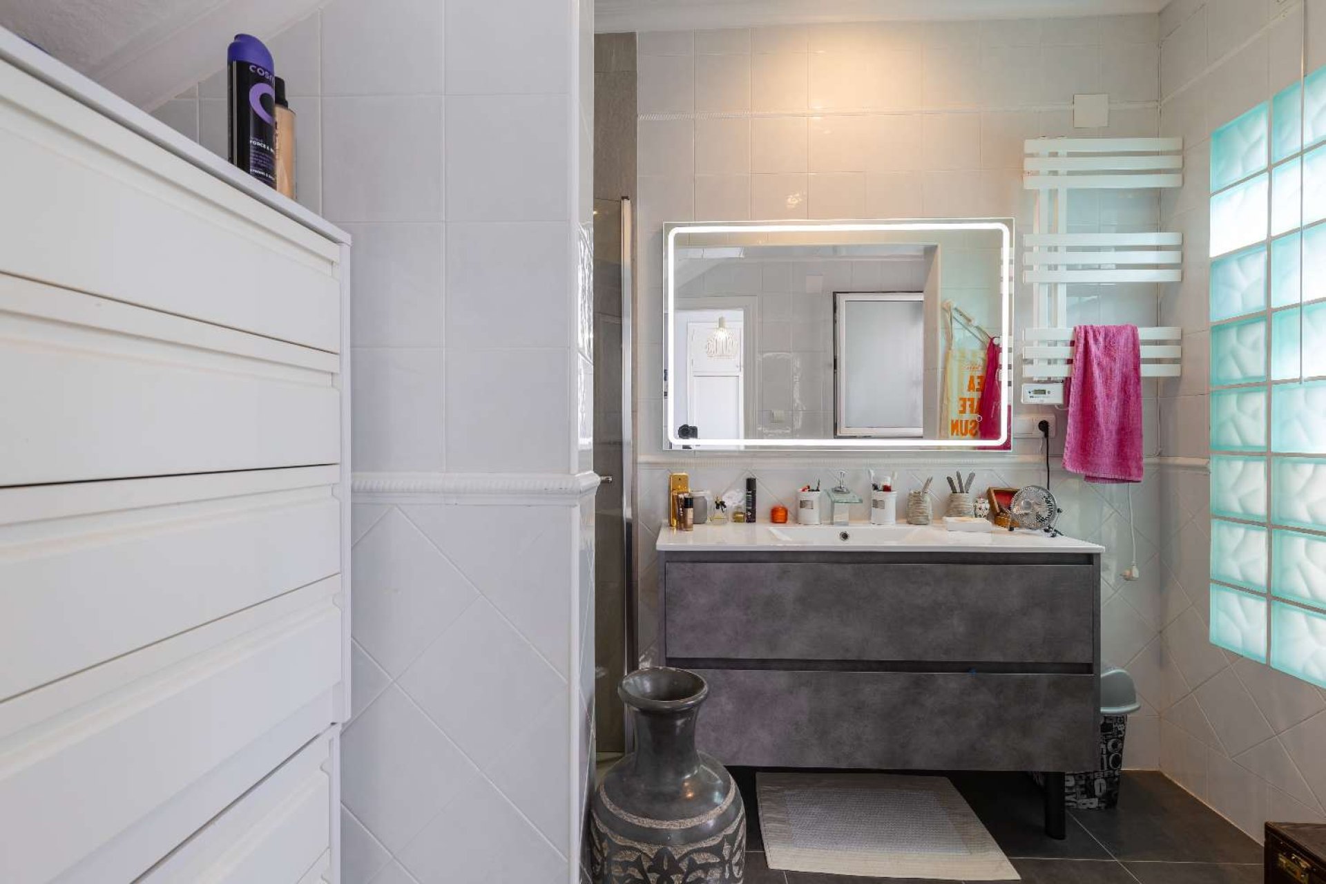 Resale - Villa -
Orihuela