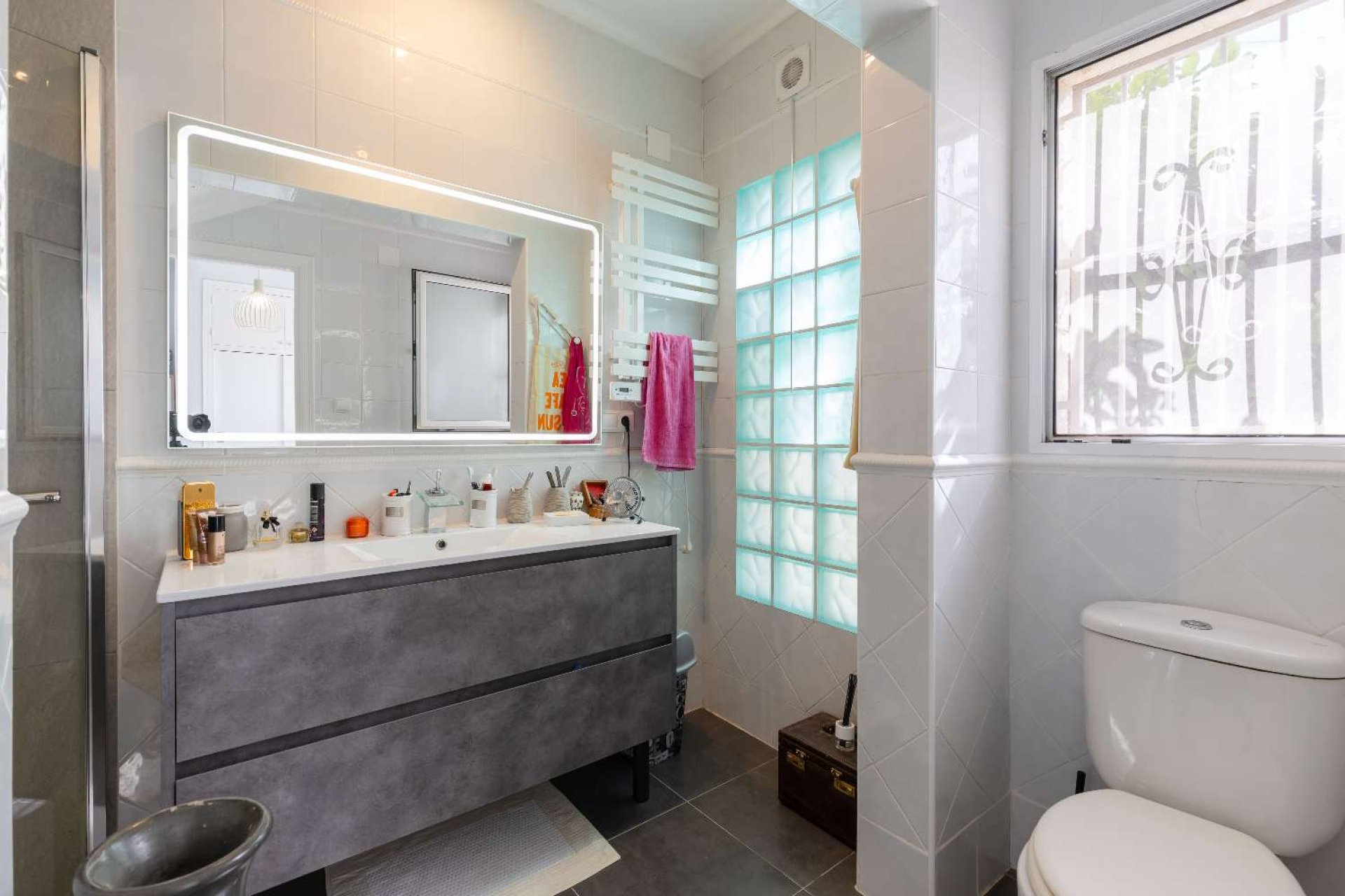 Resale - Villa -
Orihuela