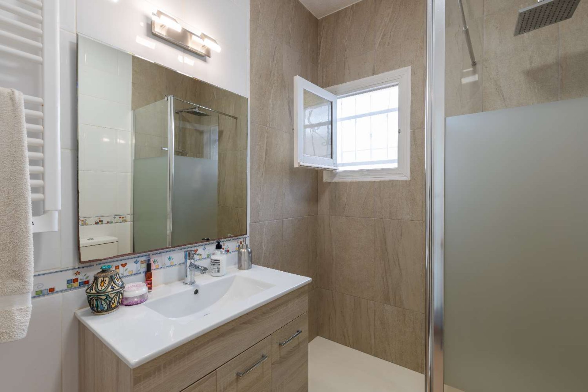 Resale - Villa -
Orihuela