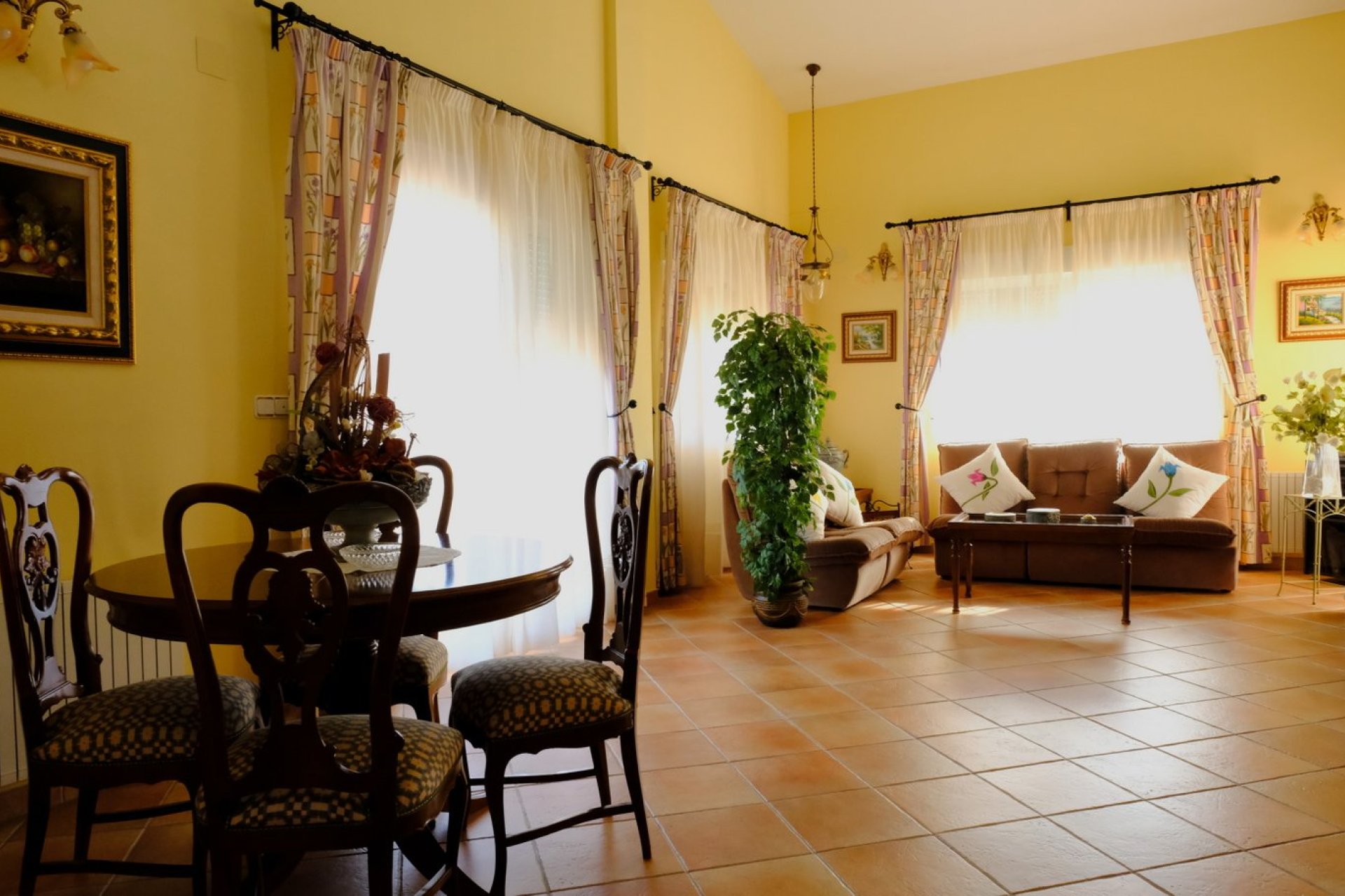 Resale - Villa -
Orihuela