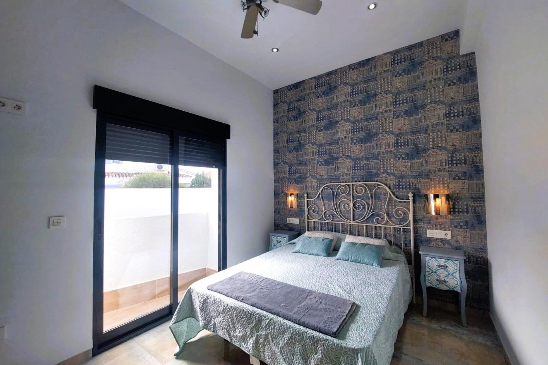 Resale - Villa -
Pilar de la Horadada - Torre De La Horadada