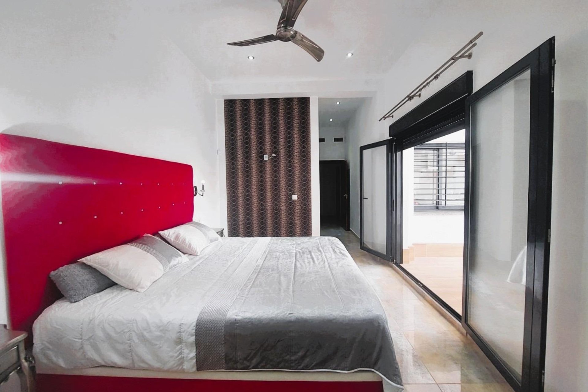 Resale - Villa -
Pilar de la Horadada - Torre De La Horadada