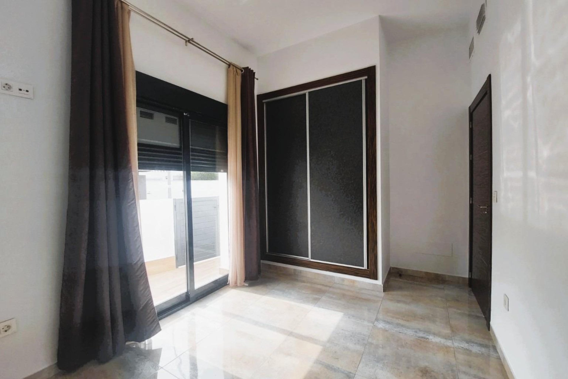 Resale - Villa -
Pilar de la Horadada - Torre De La Horadada