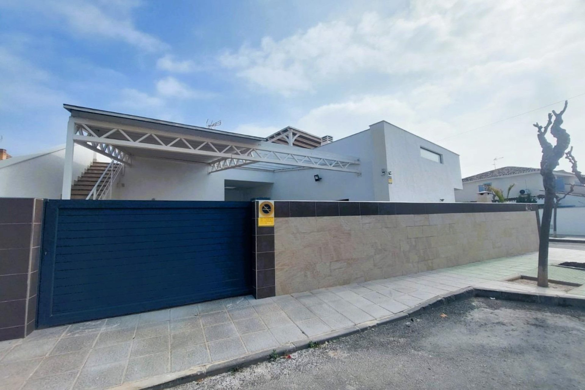 Resale - Villa -
Pilar de la Horadada - Torre De La Horadada