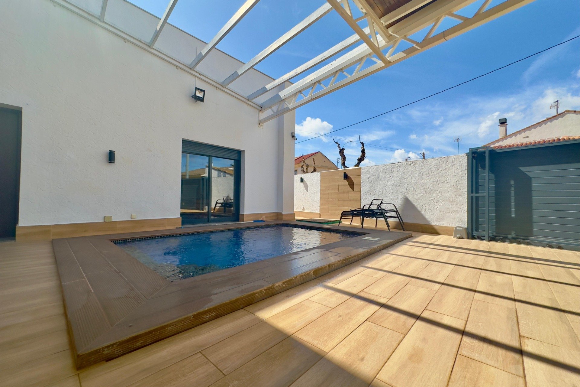 Resale - Villa -
Pilar de la Horadada - Torre de la Horadada