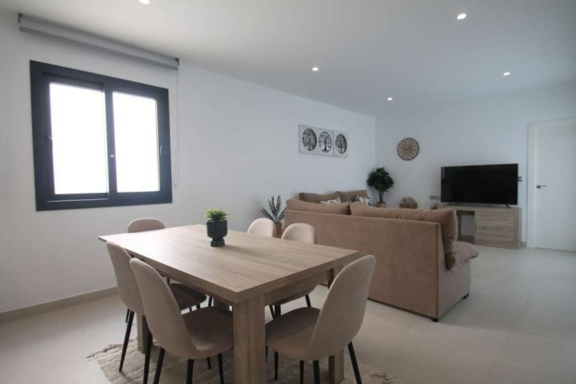 Resale - Villa -
Pilar de la Horadada