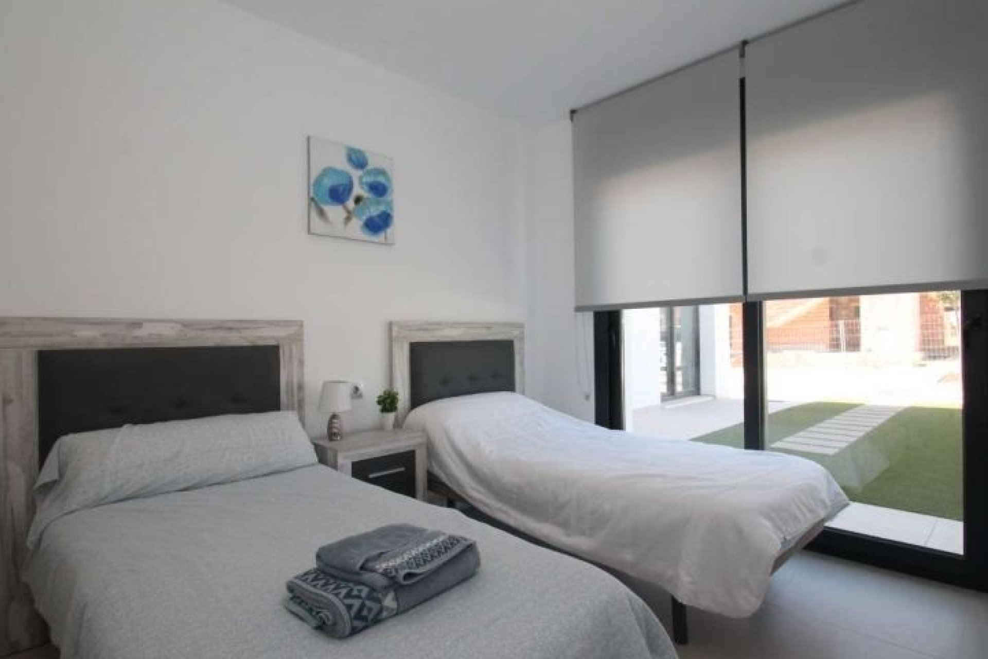 Resale - Villa -
Pilar de la Horadada