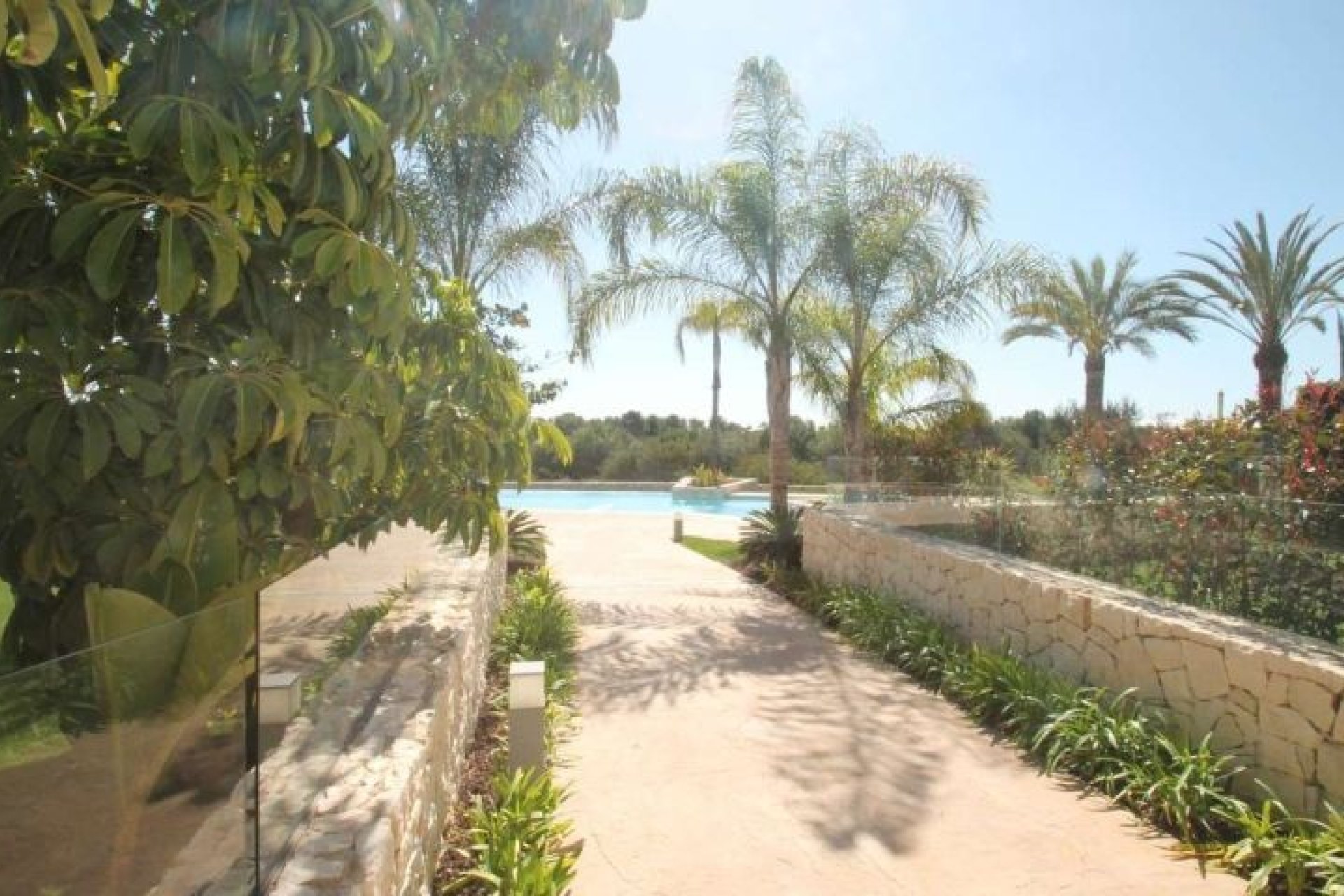 Resale - Villa -
Pilar de la Horadada