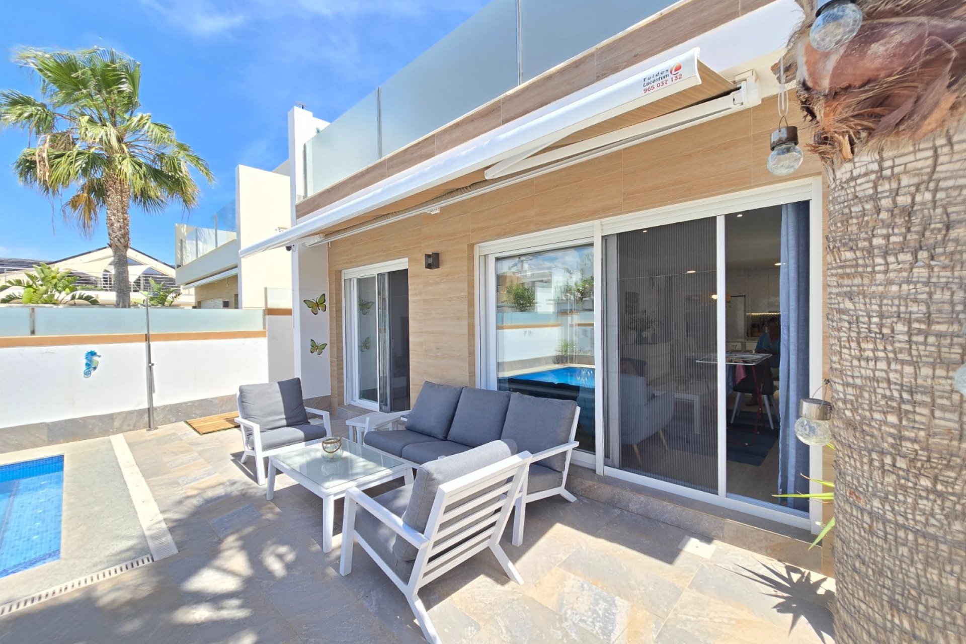 Resale - Villa * -
Pilar de la Horadada *