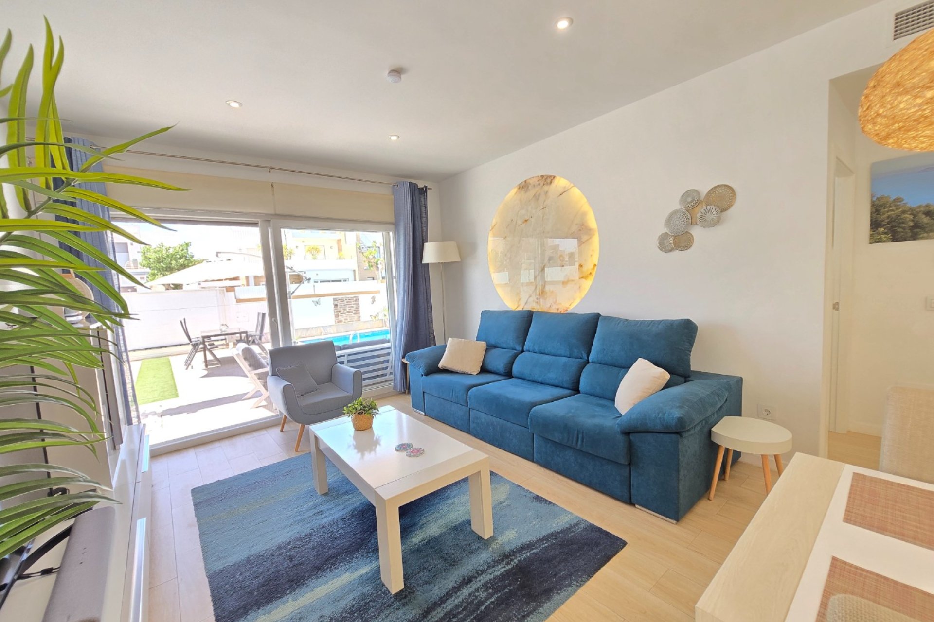 Resale - Villa * -
Pilar de la Horadada *