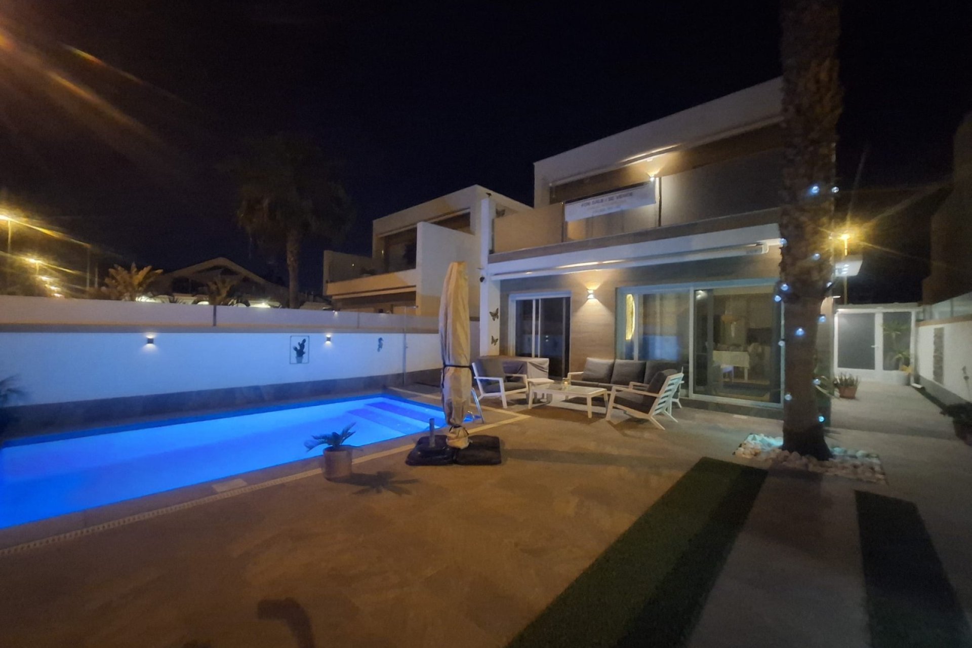 Resale - Villa * -
Pilar de la Horadada *