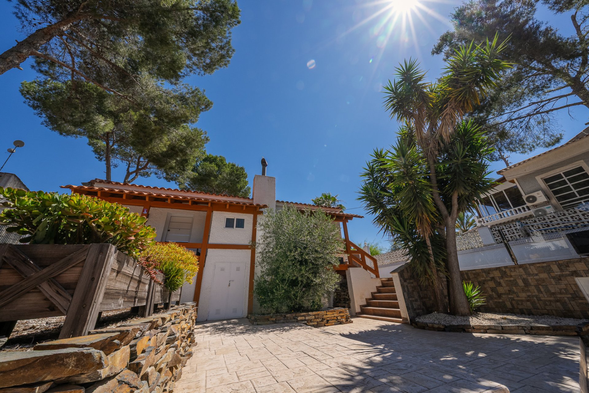 Resale - Villa -
Pinar de Campoverde