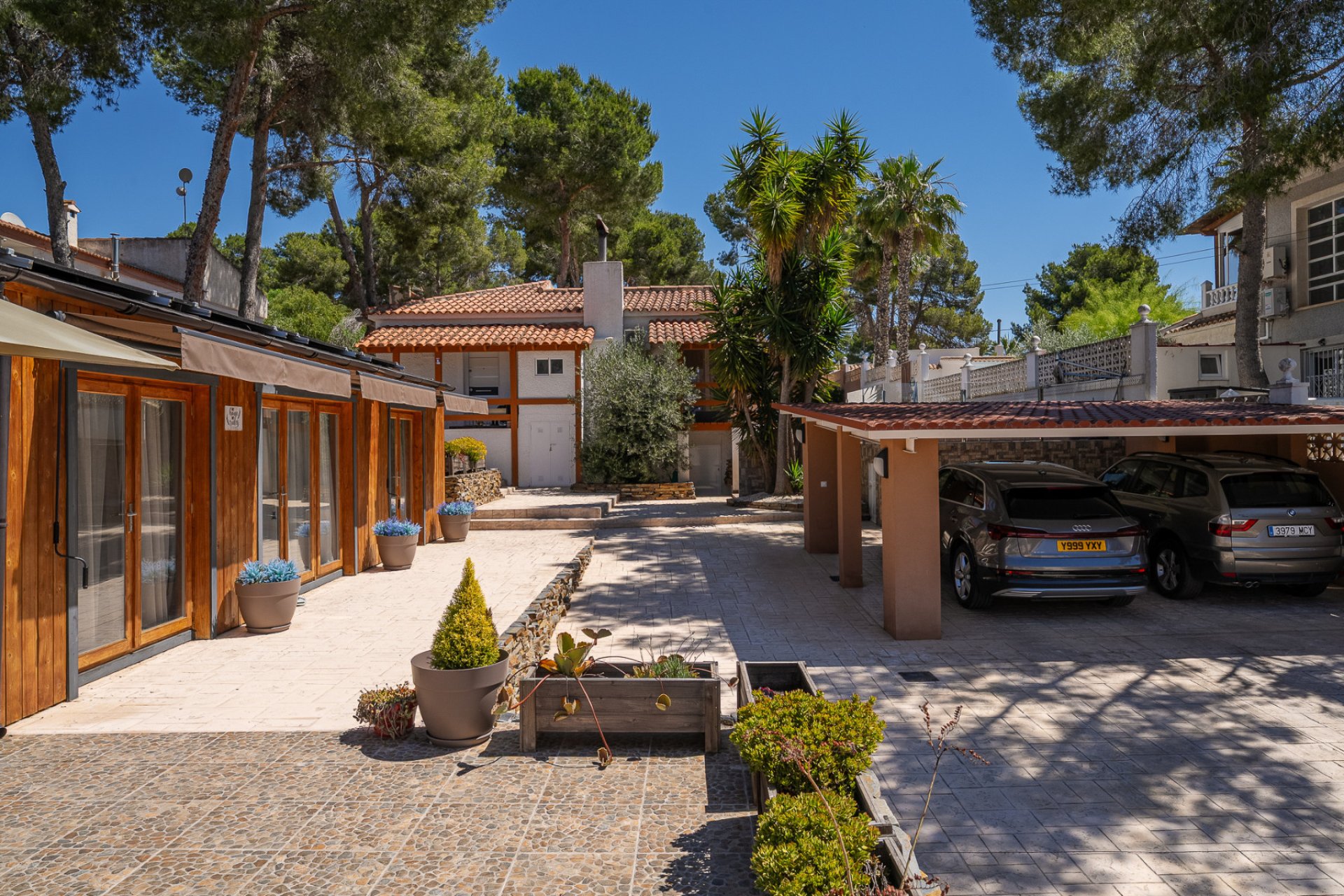 Resale - Villa -
Pinar de Campoverde