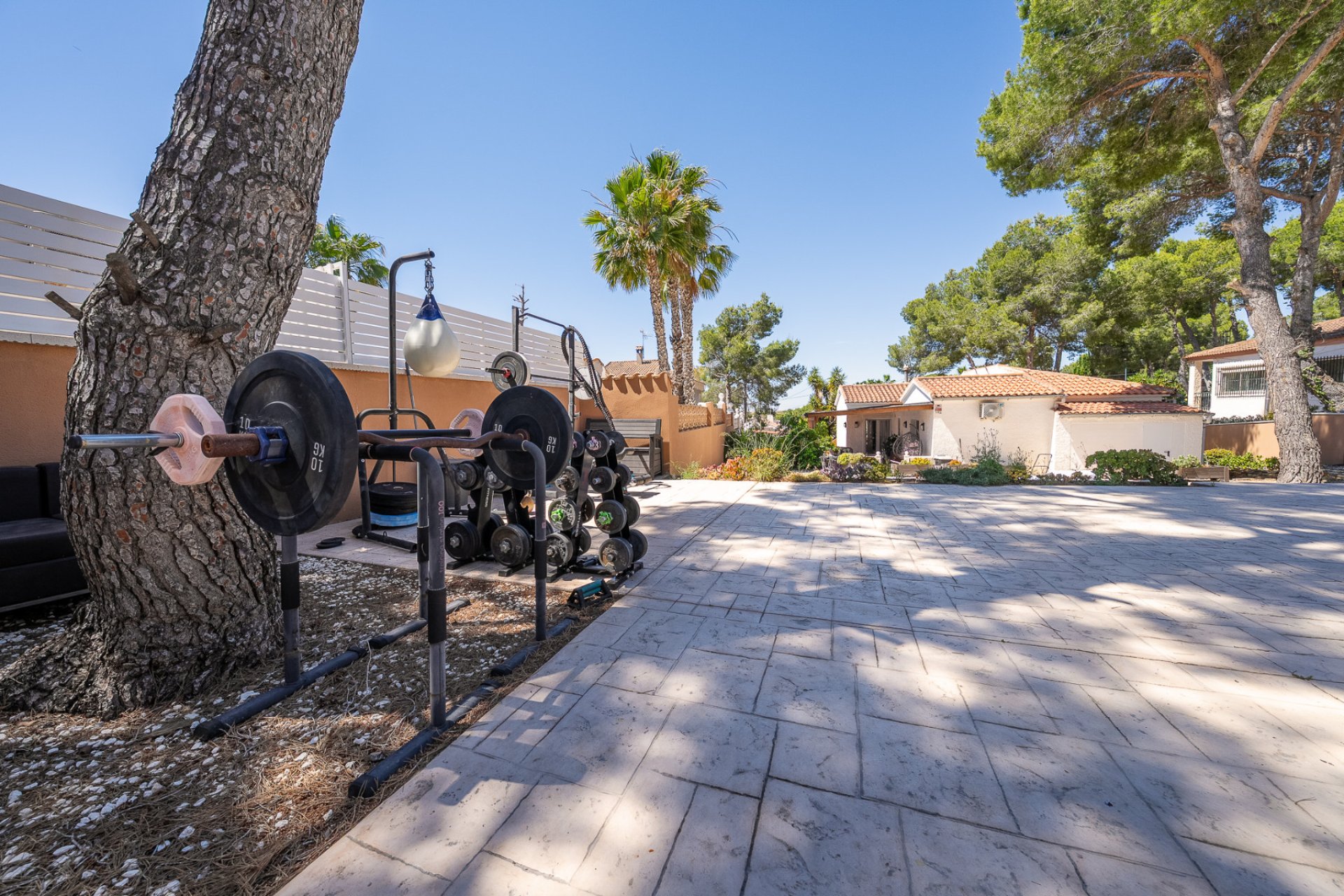 Resale - Villa -
Pinar de Campoverde