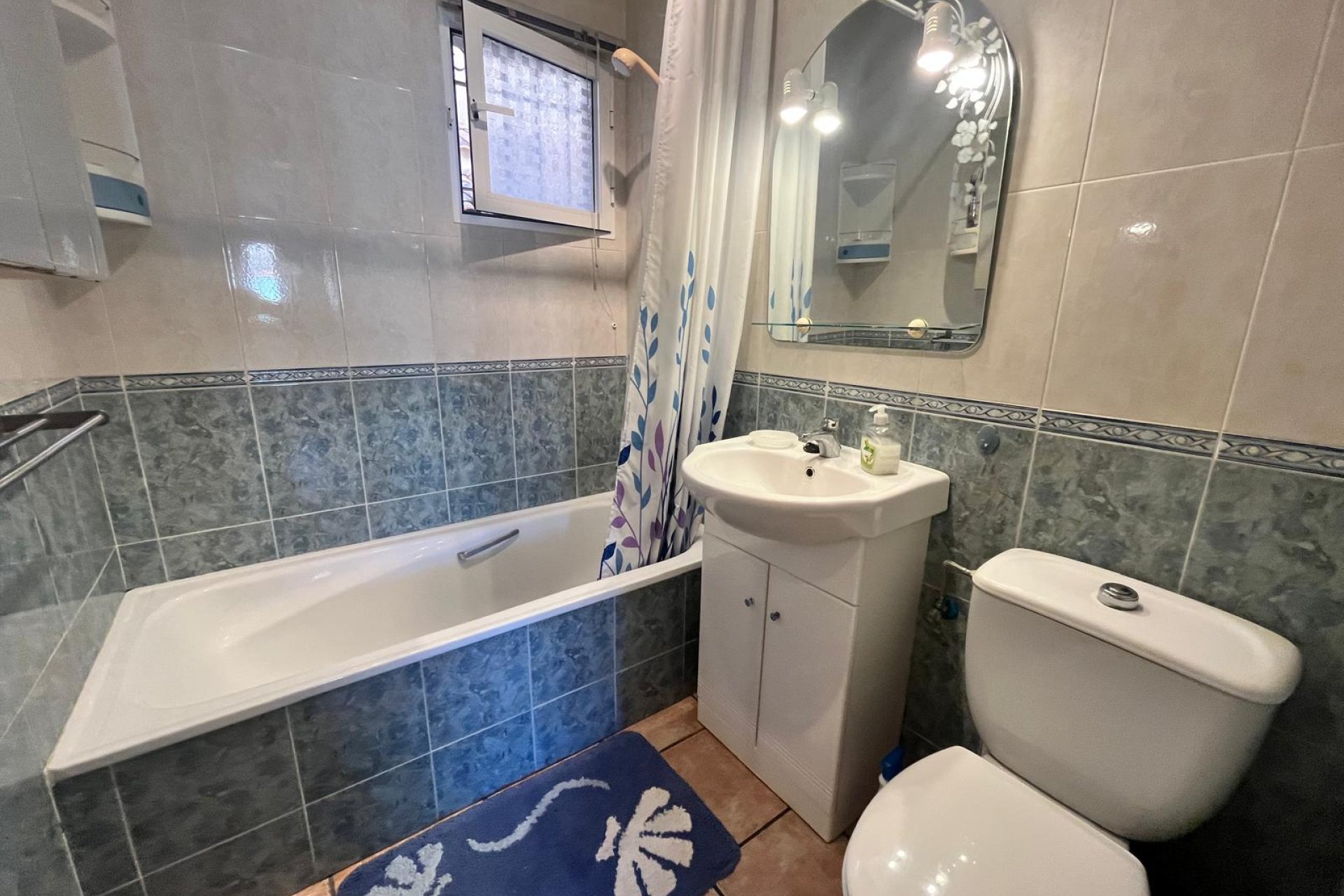 Resale - Villa -
Playa Flamenca - Orihuela Costa