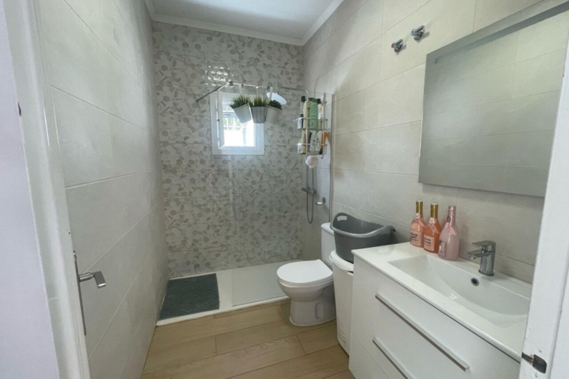 Resale - Villa -
Playa Flamenca