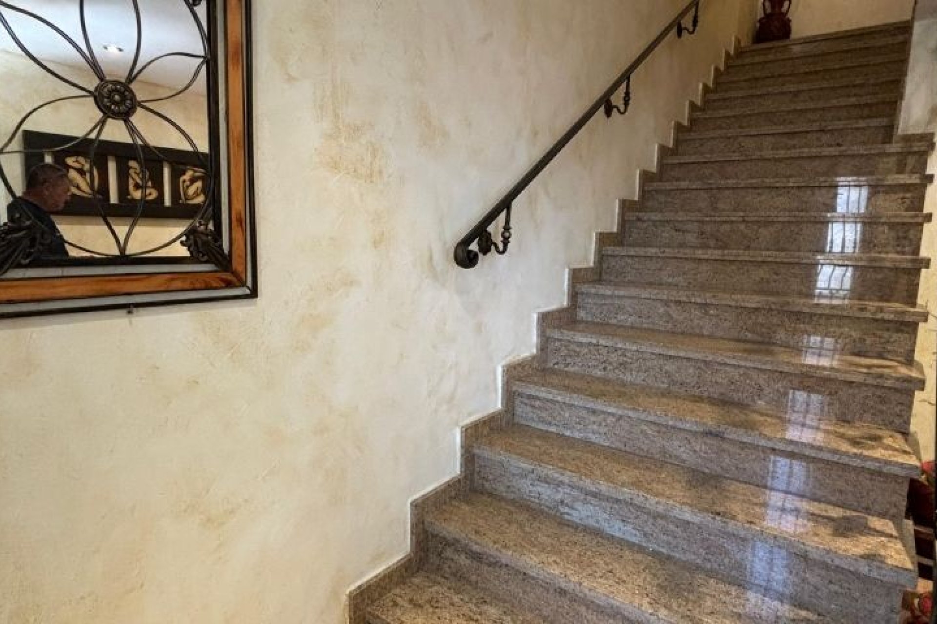 Resale - Villa -
Redován