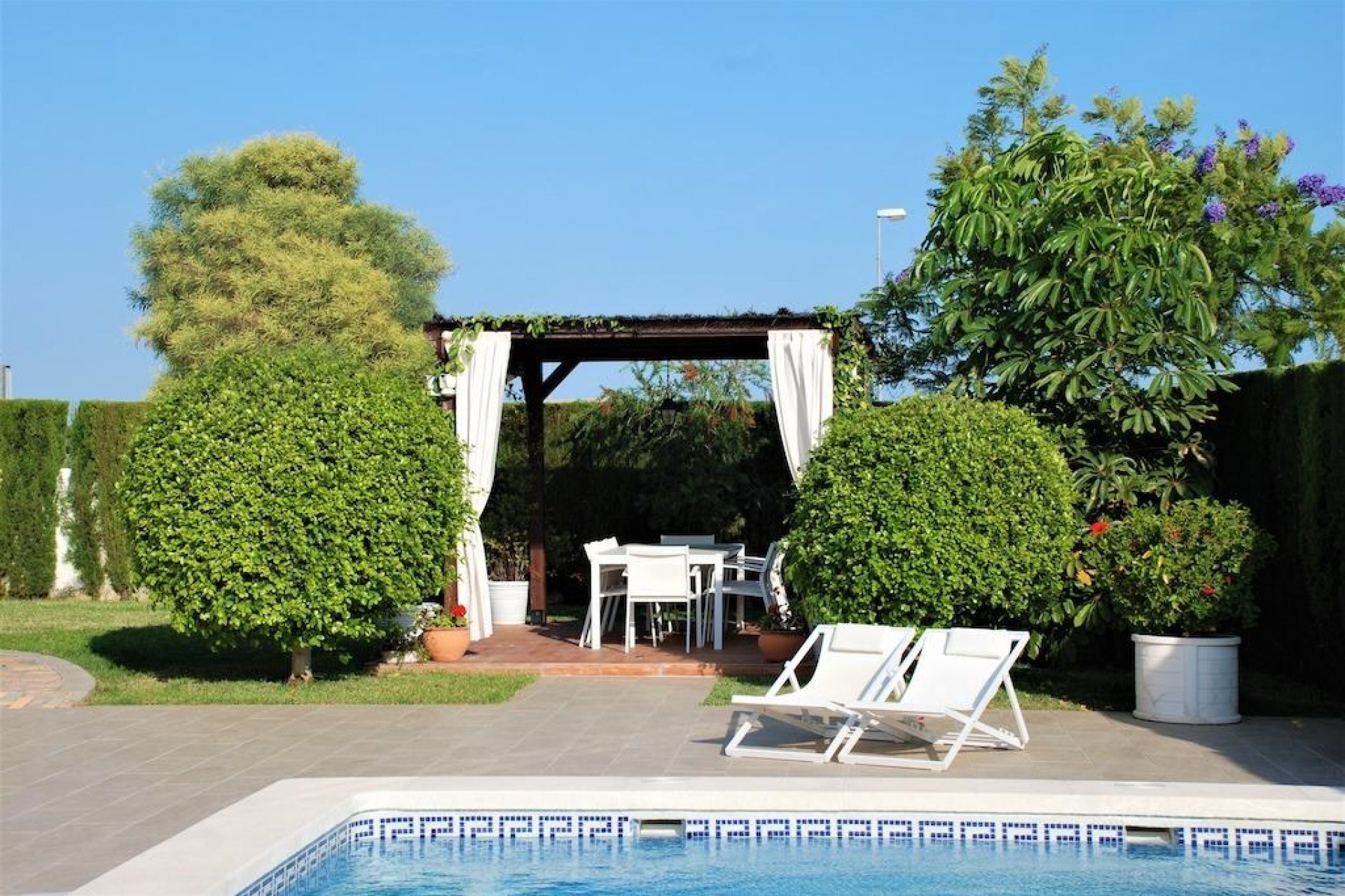 Resale - Villa -
Rojales - Centro de la Ciudad Quesada