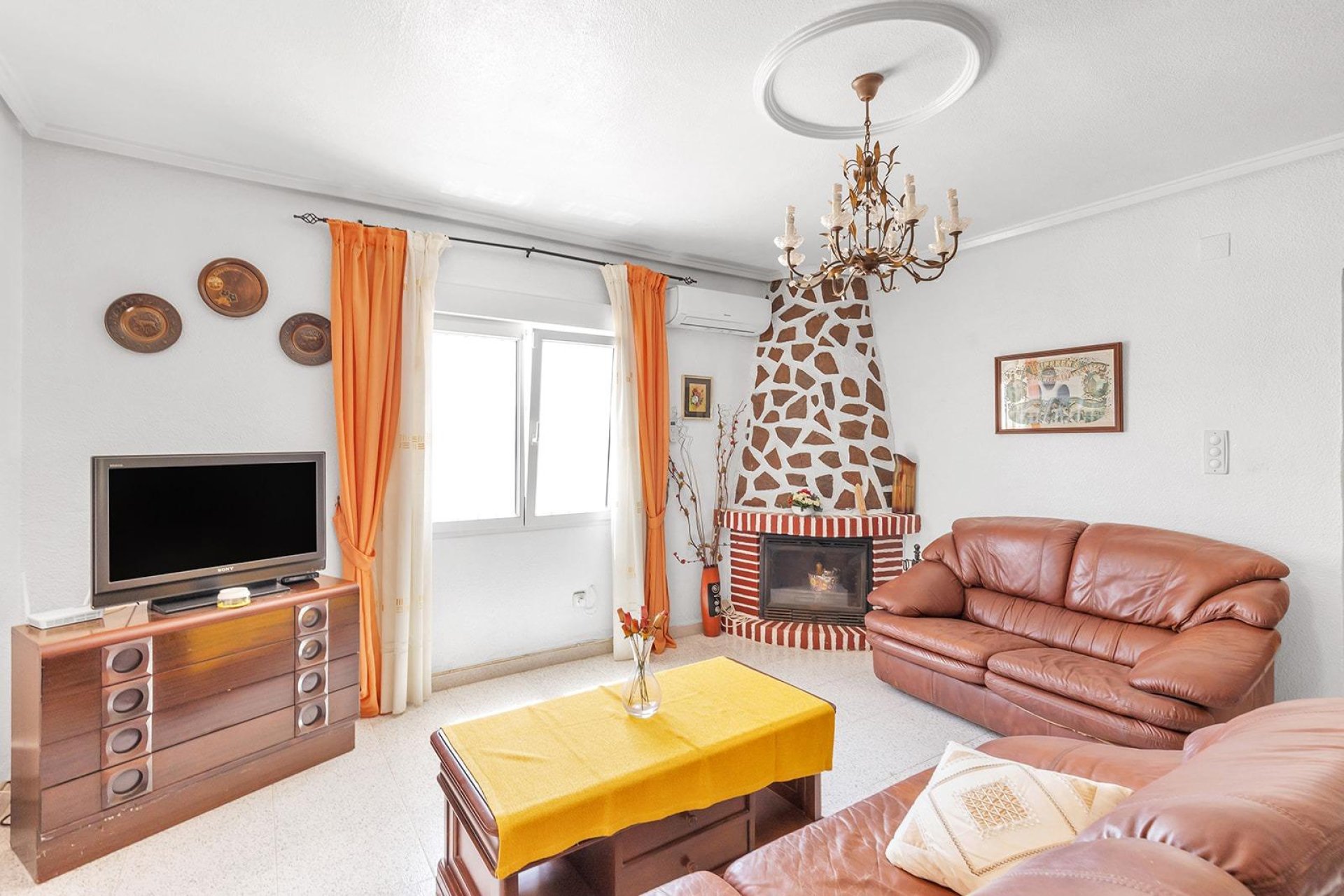 Resale - Villa -
Rojales - Centro de la Ciudad Quesada