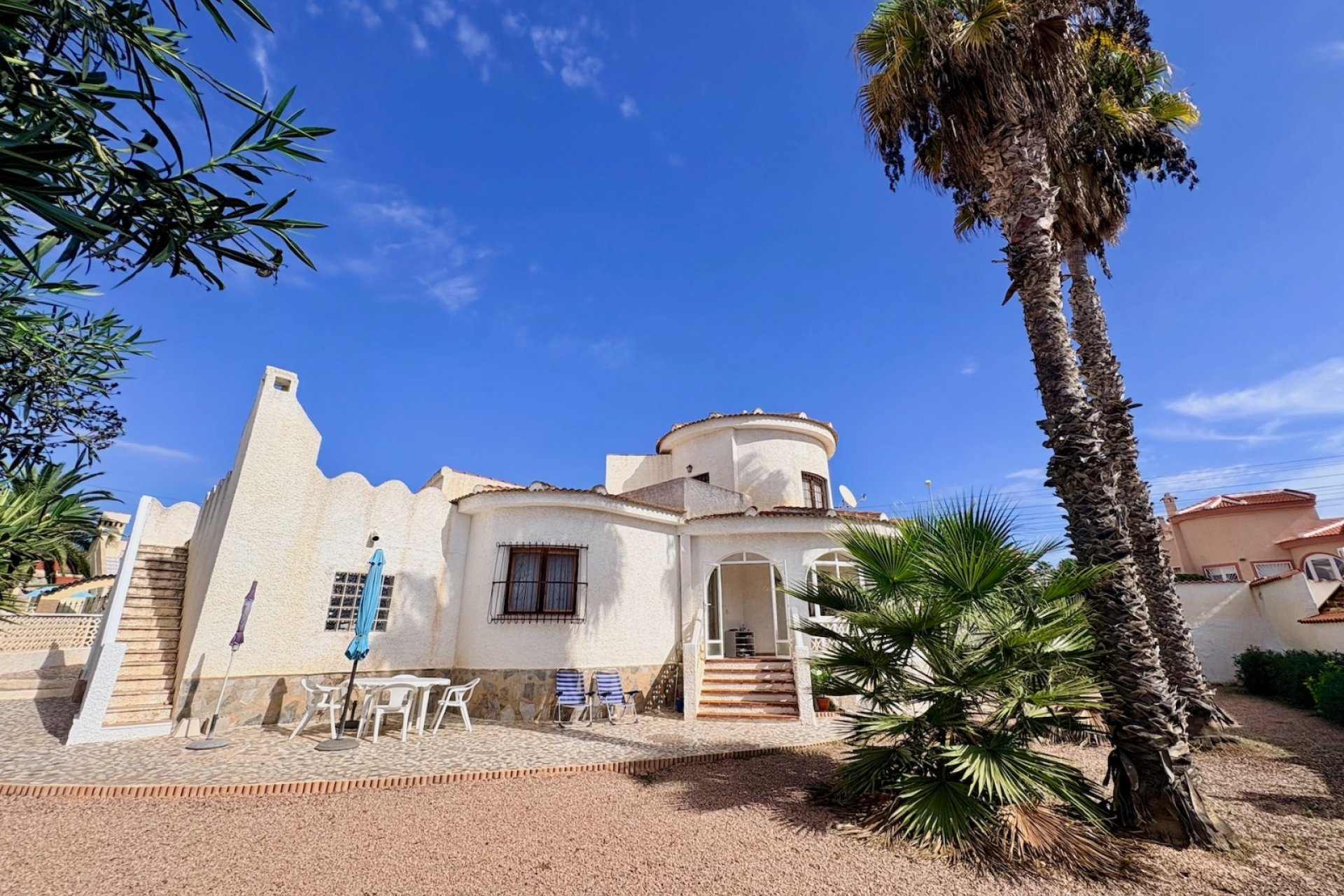 Resale - Villa -
Rojales - Ciudad Quesada