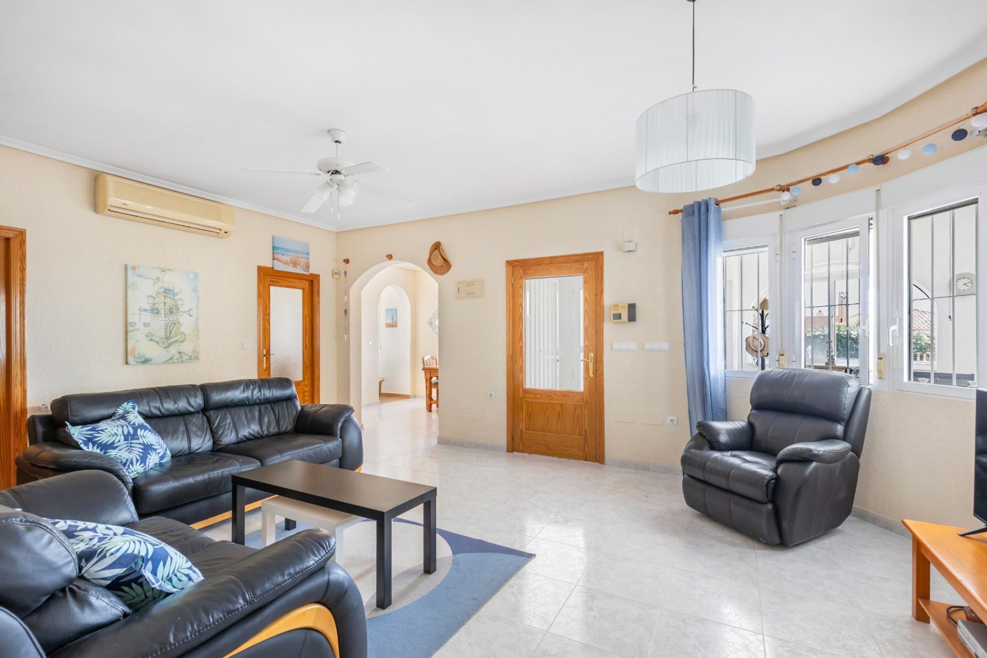 Resale - Villa -
San Fulgencio - La Marina