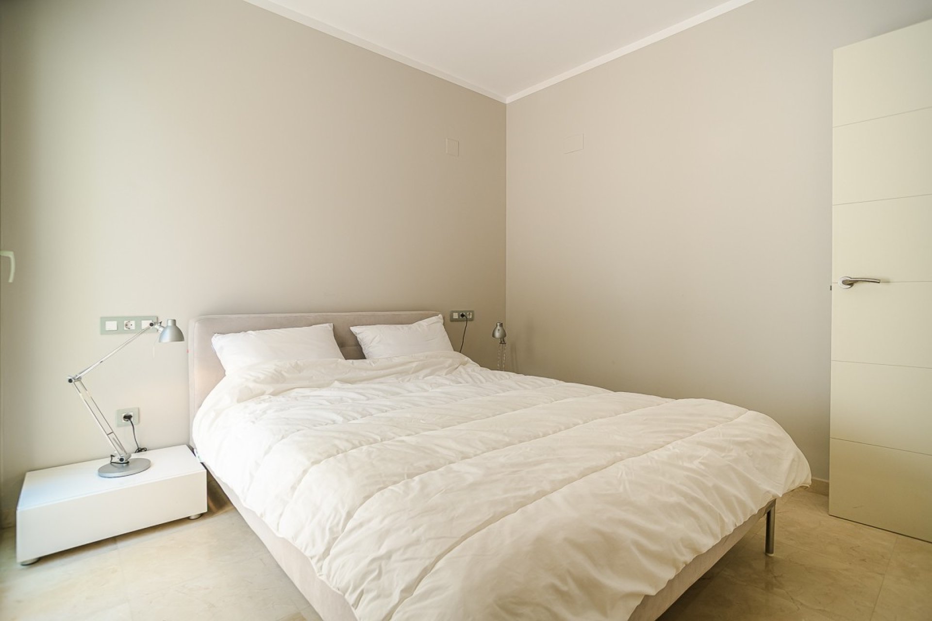 Resale - Villa -
San Miguel - Las Colinas Golf