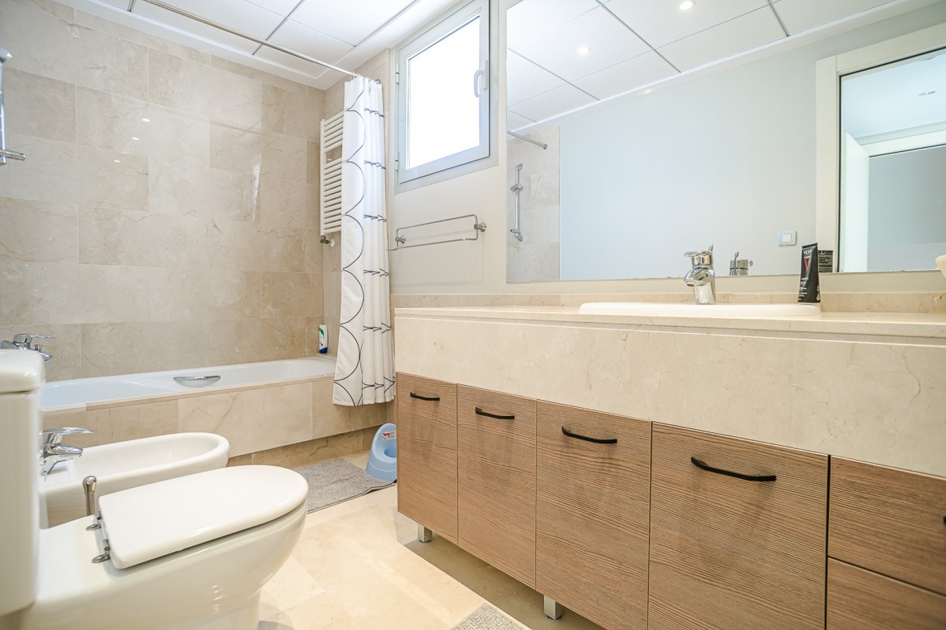 Resale - Villa -
San Miguel - Las Colinas Golf