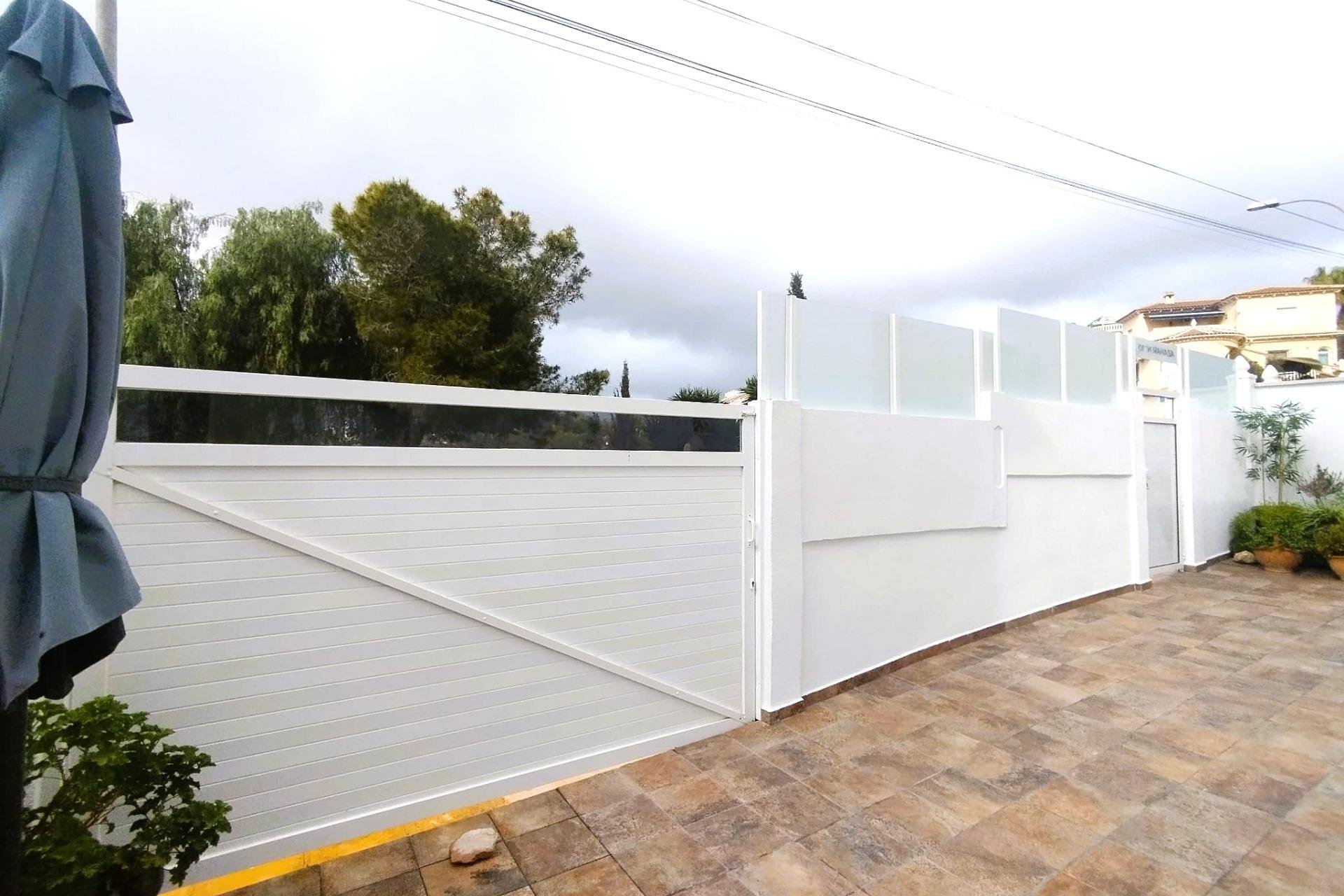 Resale - Villa -
San Miguel - Las filipinas