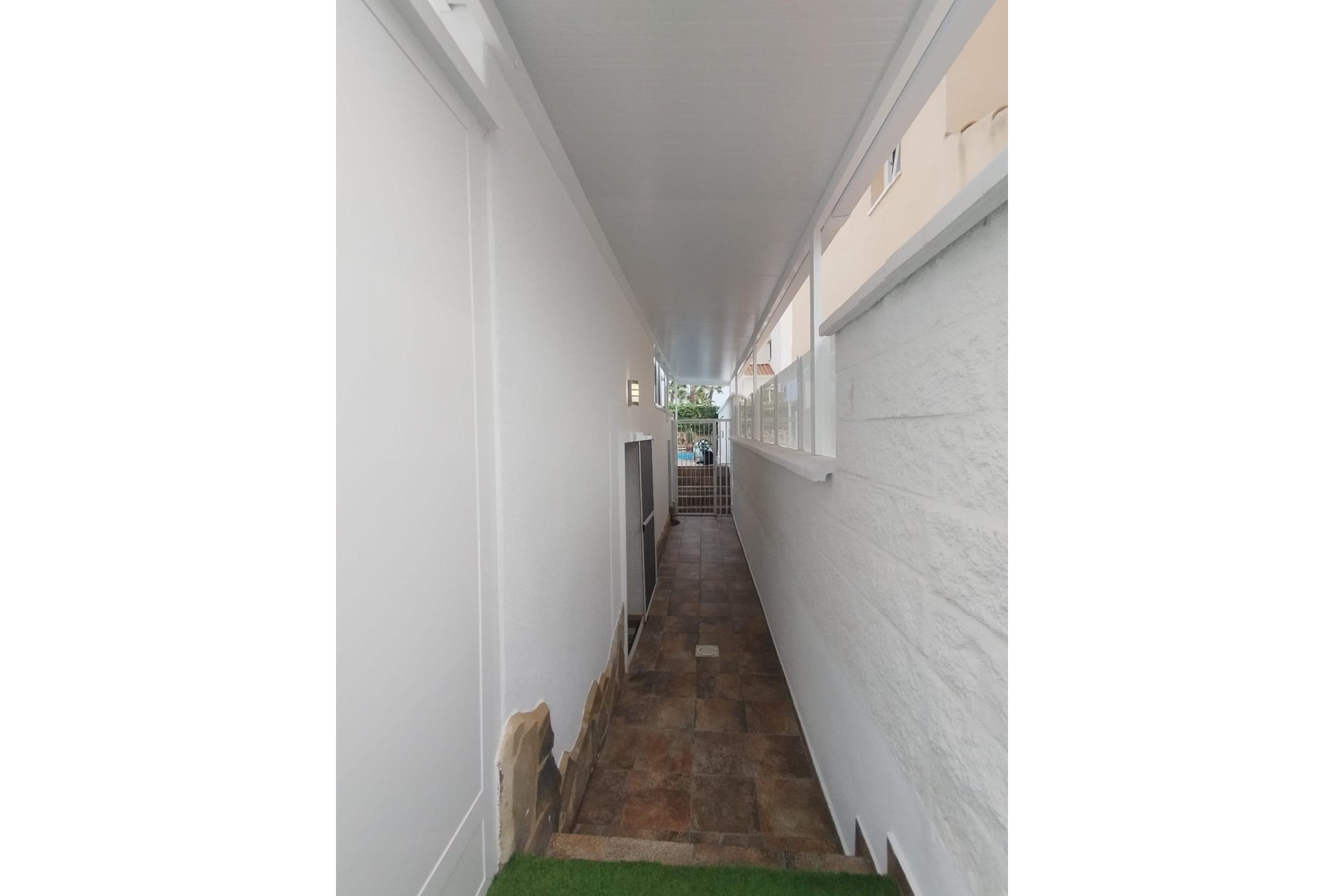 Resale - Villa -
San Miguel - Las filipinas