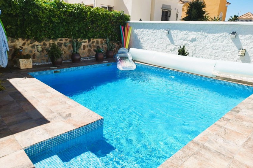 Resale - Villa -
San Miguel - Las filipinas