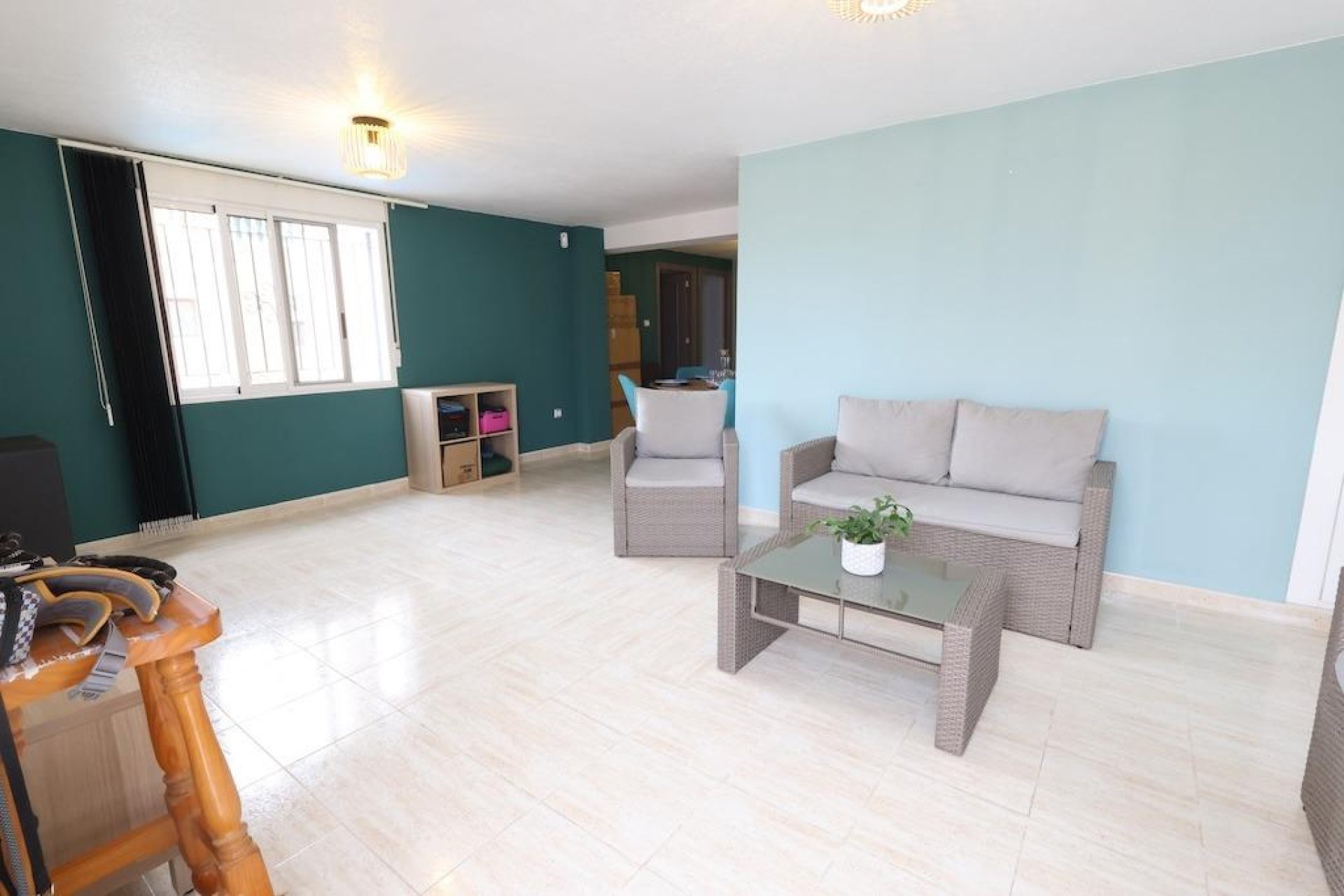 Resale - Villa -
San Miguel - Las filipinas