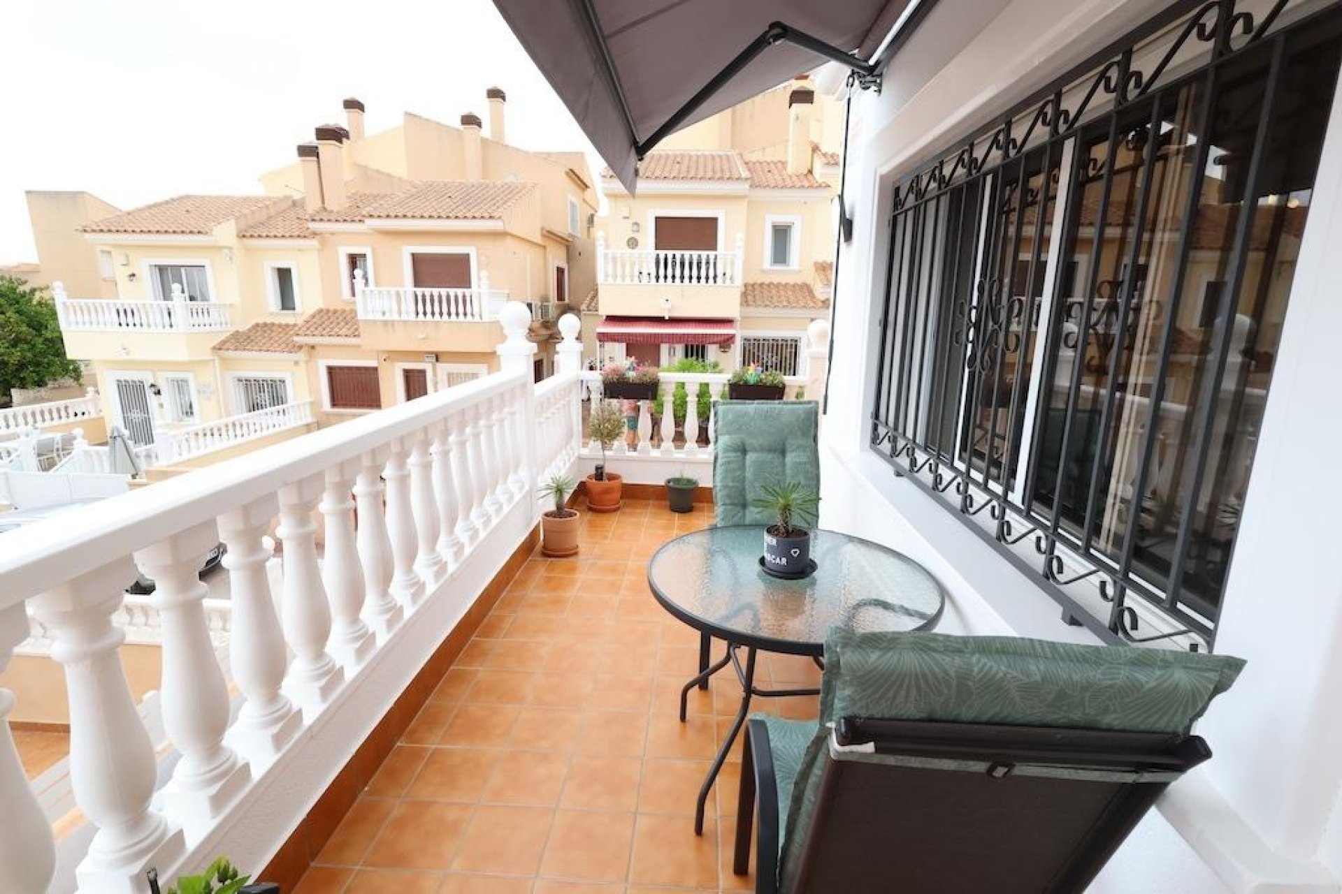 Resale - Villa -
San Miguel - Las filipinas