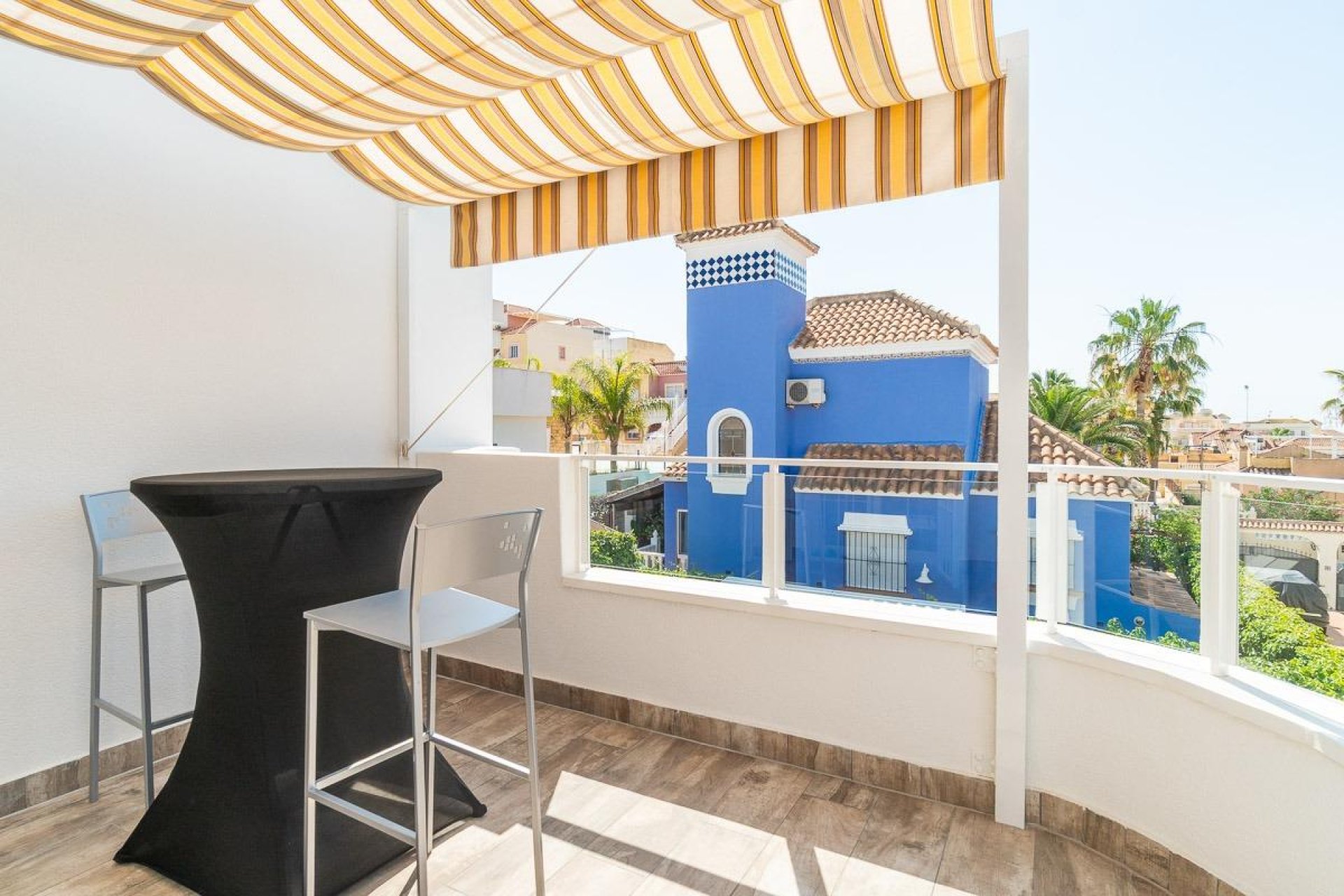 Resale - Villa -
San Miguel - Las filipinas