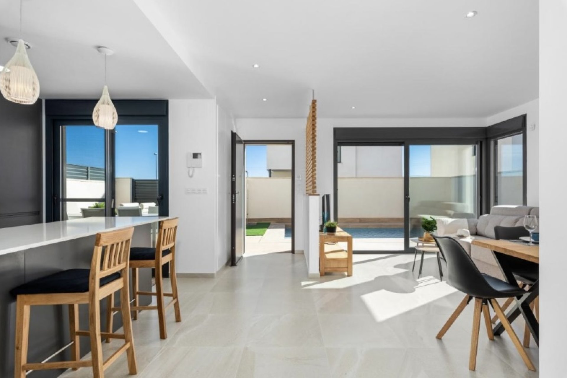 Resale - Villa -
San Miguel - San Miguel de Salinas