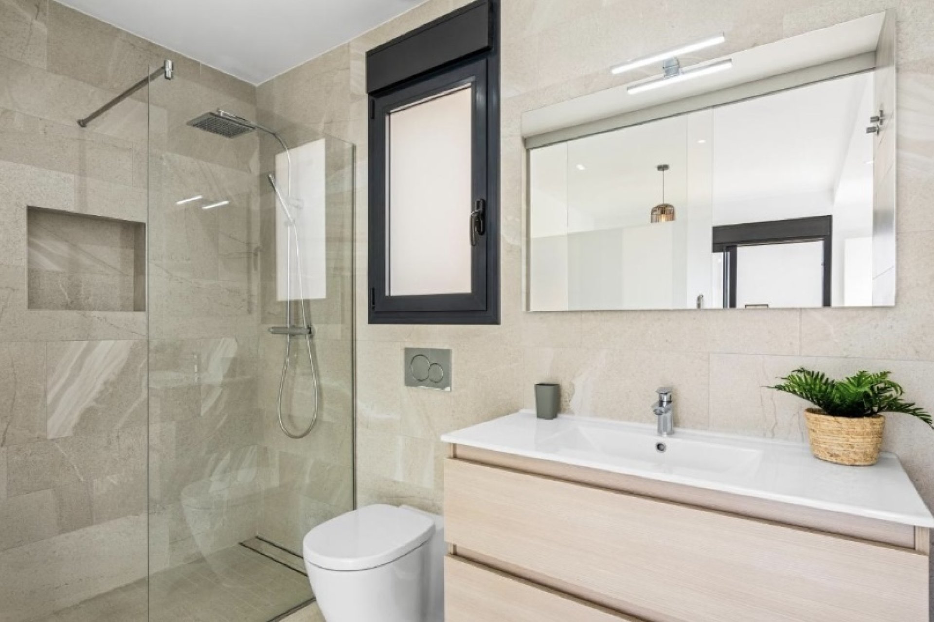 Resale - Villa -
San Miguel - San Miguel de Salinas