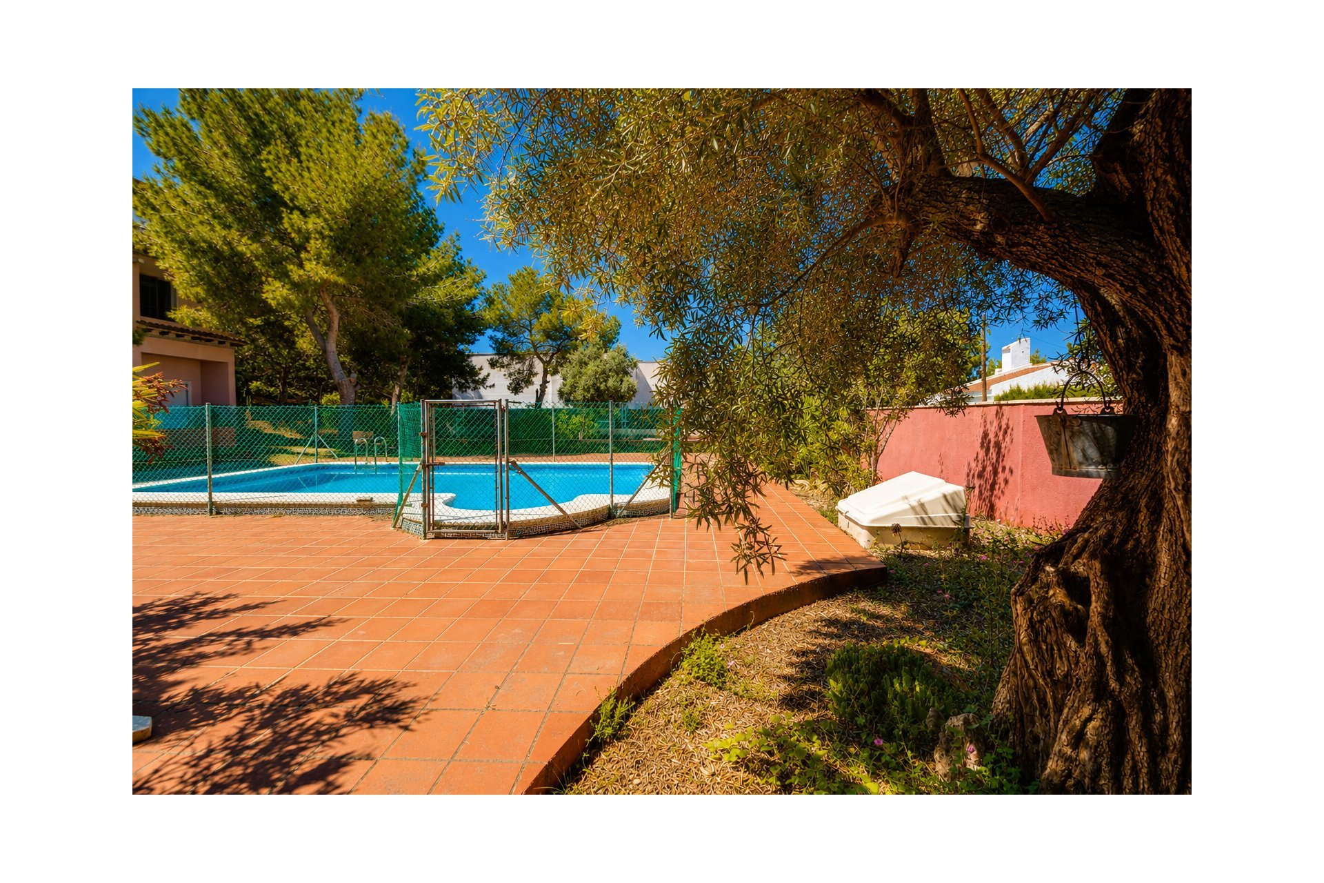 Resale - Villa -
San Miguel - San Miguel de Salinas