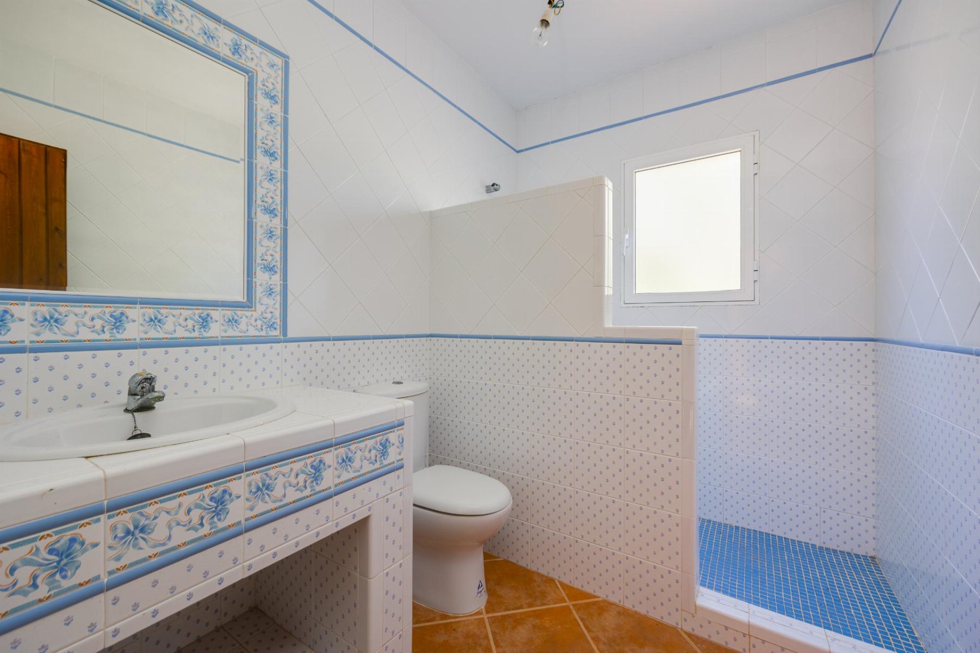 Resale - Villa -
San Miguel - San Miguel de Salinas