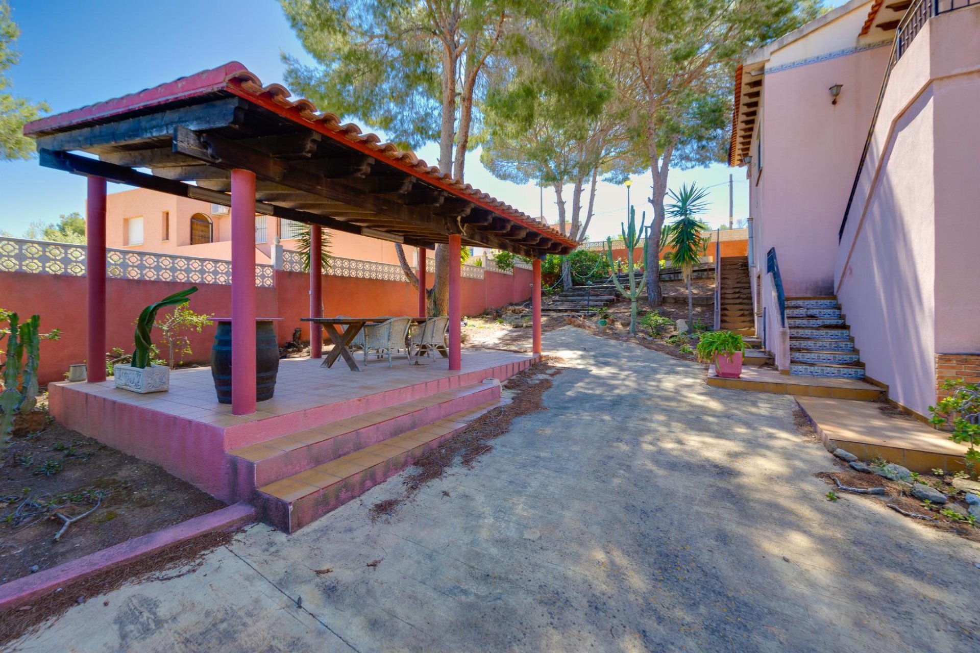Resale - Villa -
San Miguel - San Miguel de Salinas