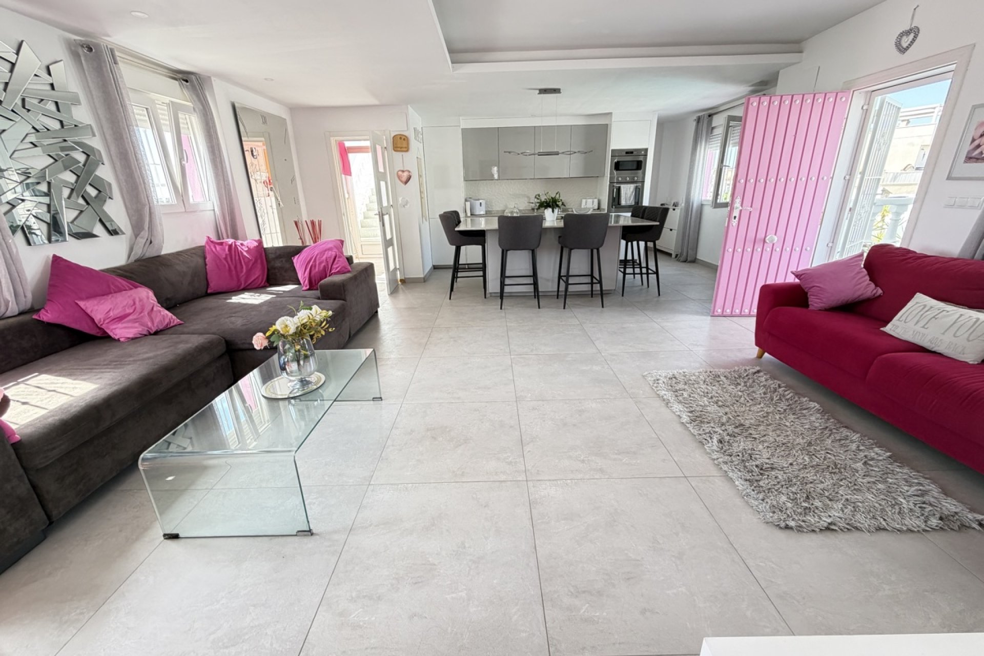 Resale - Villa -
San Miguel - San Miguel de Salinas