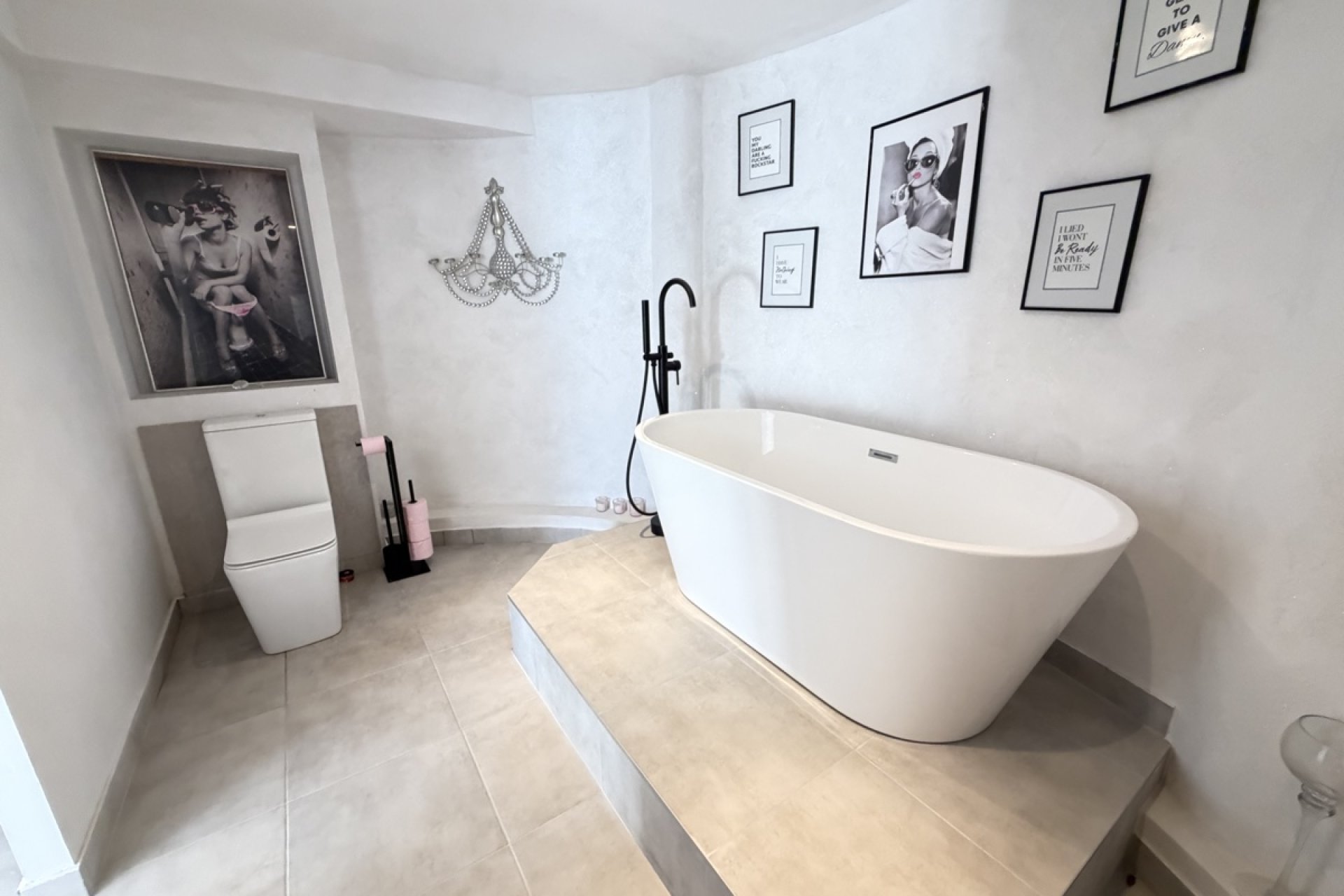 Resale - Villa -
San Miguel - San Miguel de Salinas