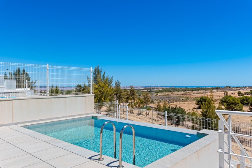 Resale - Villa -
San Miguel - San Miguel de Salinas