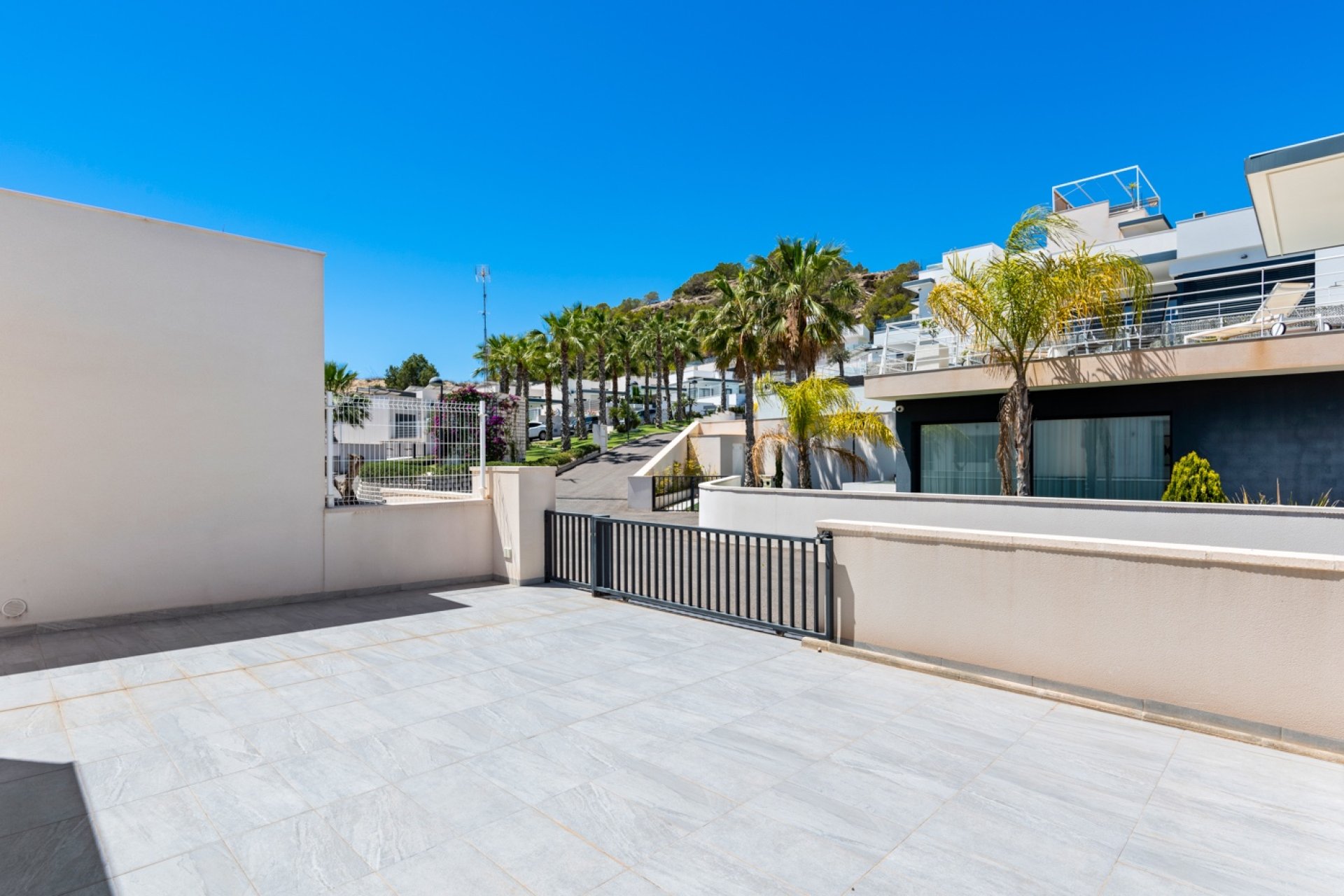 Resale - Villa -
San Miguel - San Miguel de Salinas