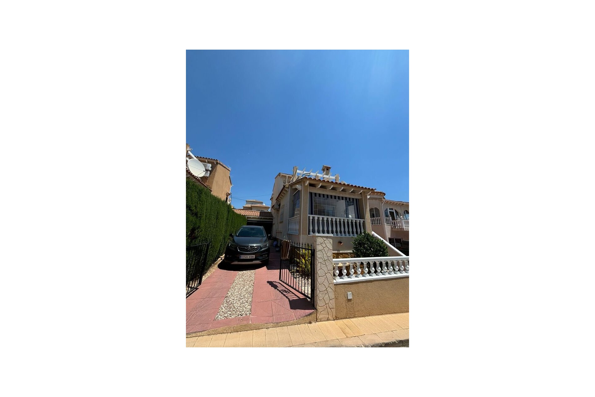 Resale - Villa -
San Miguel - San Miguel de Salinas