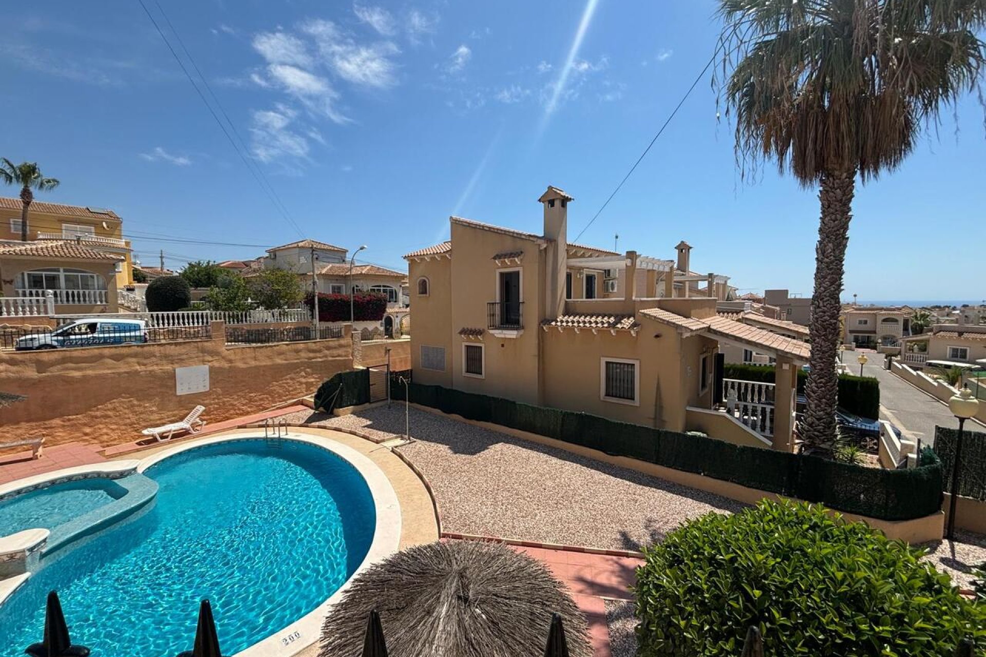 Resale - Villa -
San Miguel - San Miguel de Salinas